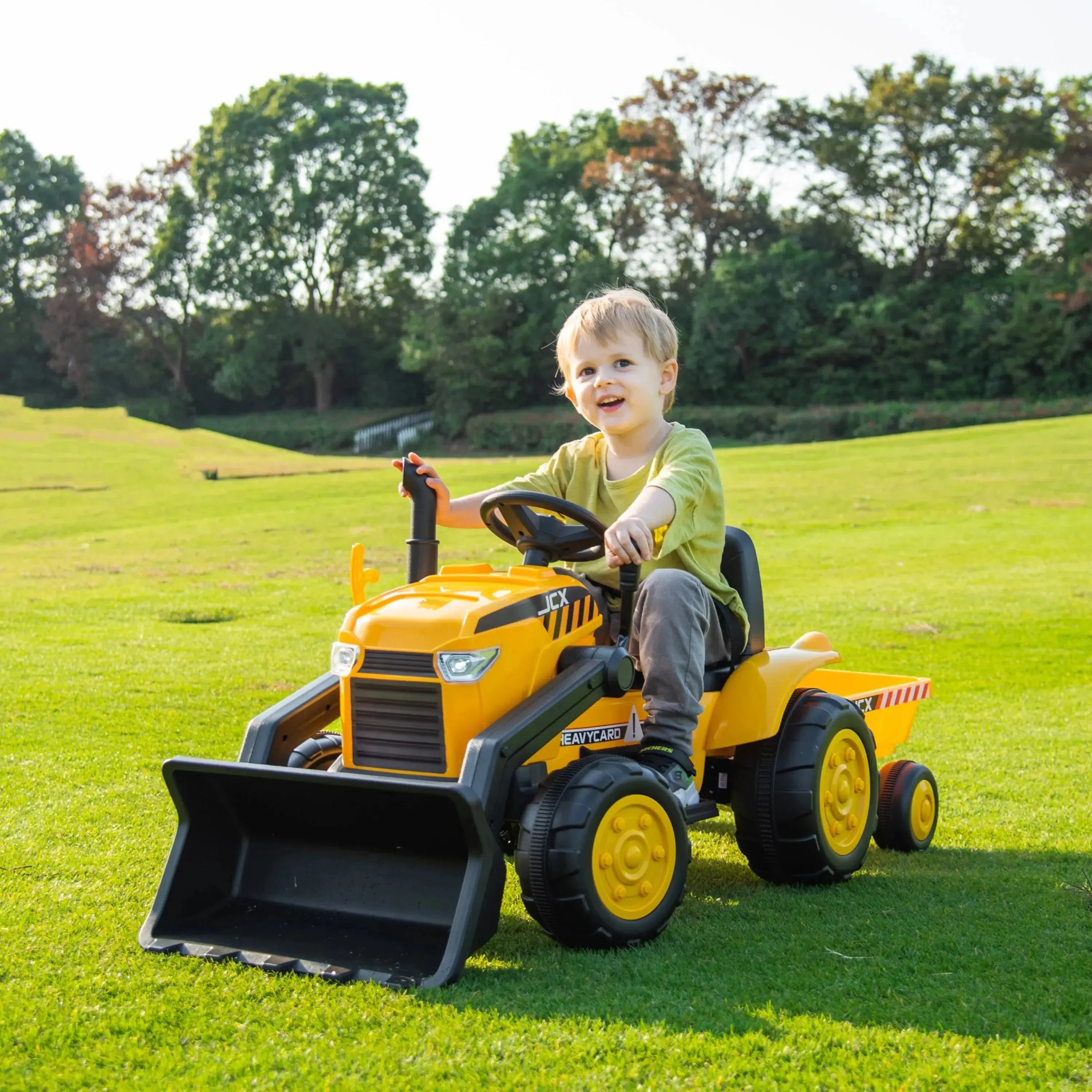 12V Freddo Excavator 1 Seater Ride-on - Image 2