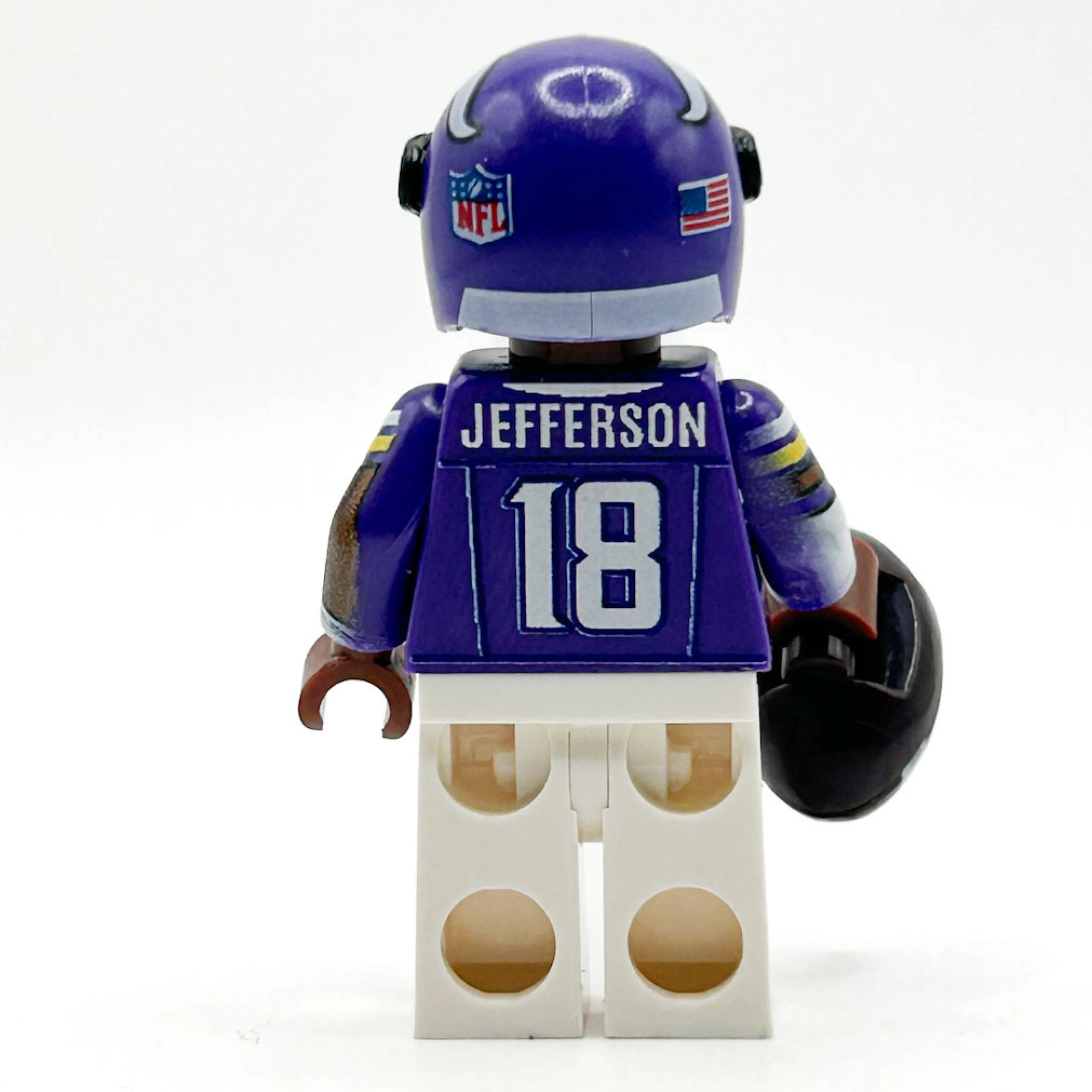#18 WR Vikings Football Player Minifig - Image 3