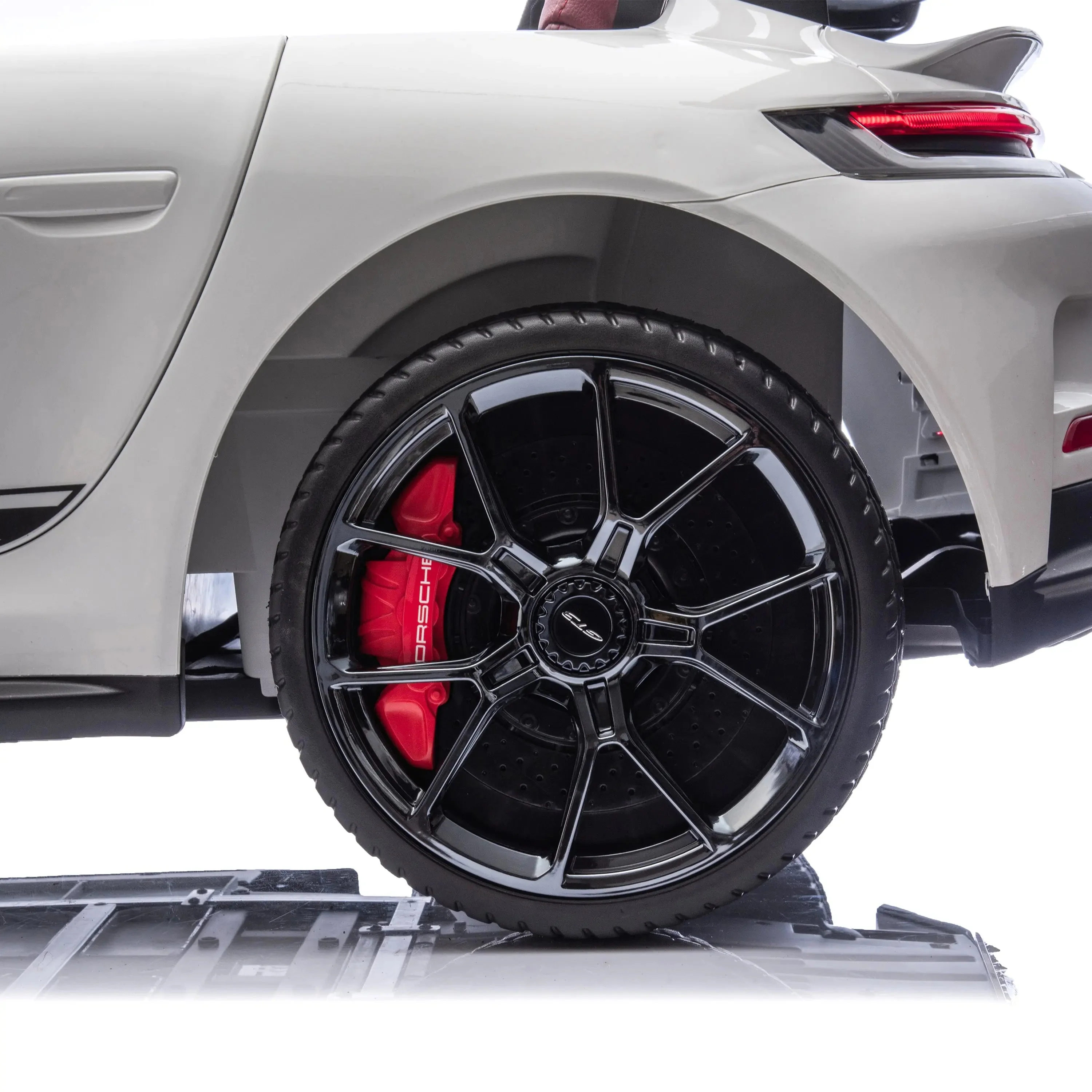 24V Porsche 911 GT3 2 Seater - NEW Silent Motor - Image 44