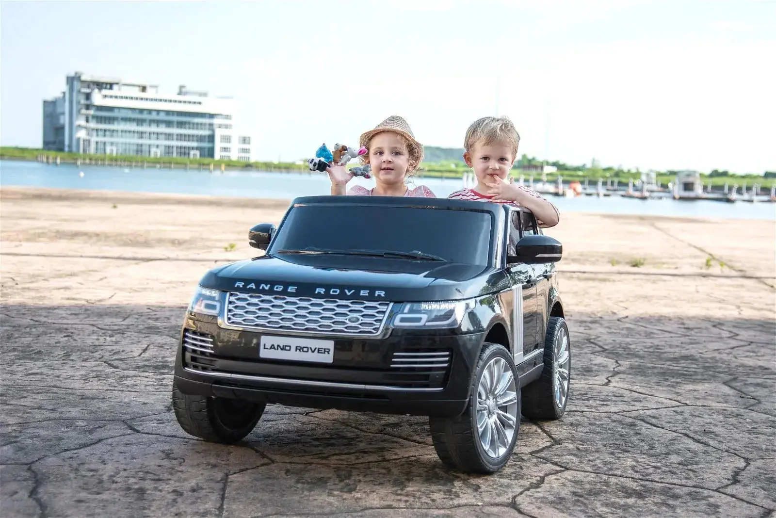 24V Range Rover HSE 2 Seater Ride on - Image 10