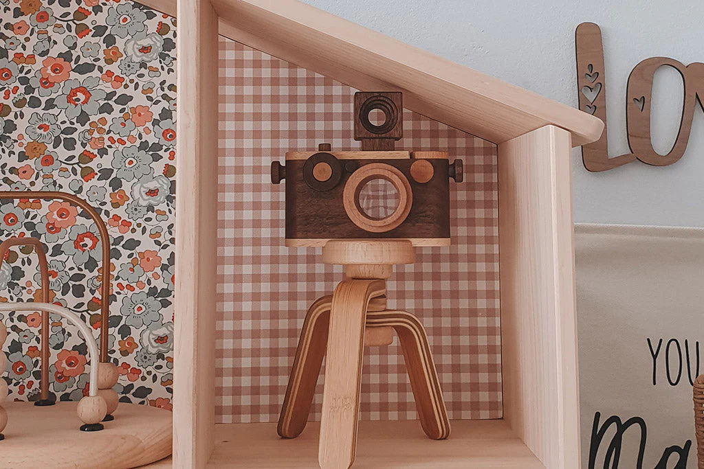 35MM Wooden Toy Camera - Original Style in Walnut - Image 6