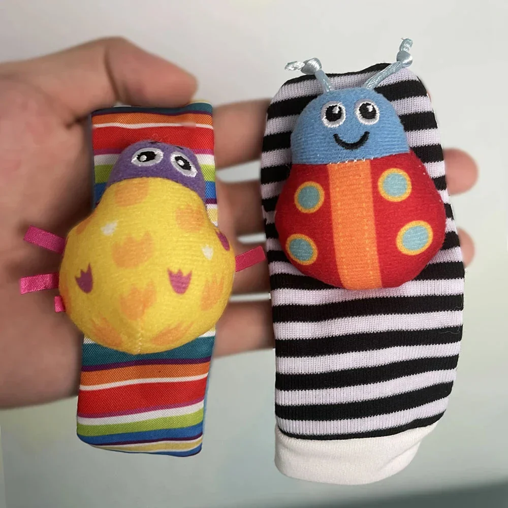 4 PCS Baby Rattle Toy Set Soft Animal Socks & Wrist Straps for Newborns 0–12 Months Educational Plush Toys - Image 4