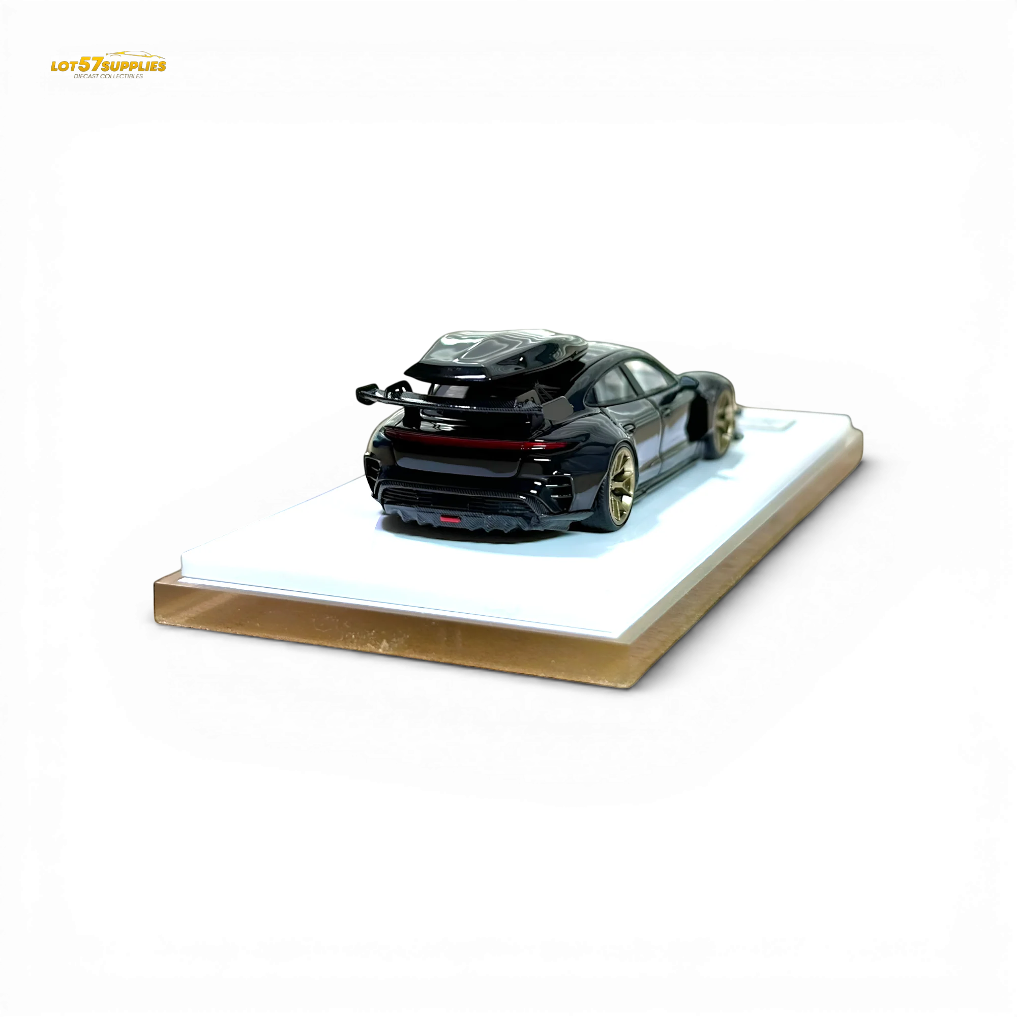 404ERROR Porsche Taycan Black with Roof Box 1:64 - Image 5