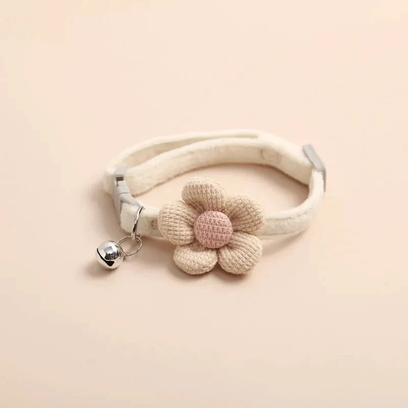 Adjustable Flower Cat Collar with Bell – Cute Breakaway Pet Collar for Kittens & Small Dogs - Image 10