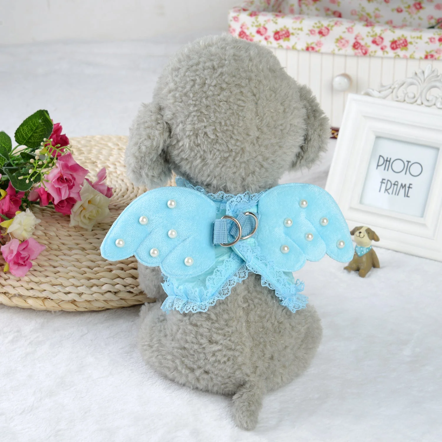 Angel Wings Lace Dog Harness with Pearl Details & Matching Leash - Image 3