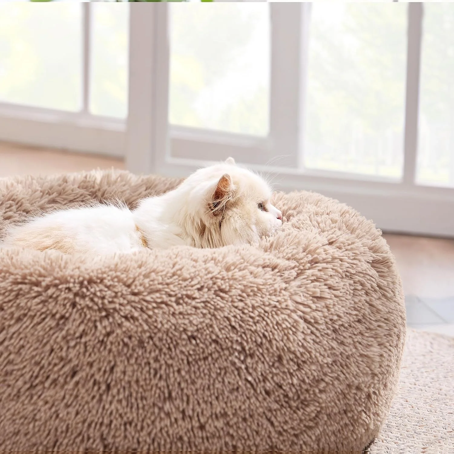 Anti-Slip round Fluffy Plush Faux Fur Pet Bed - Image 3