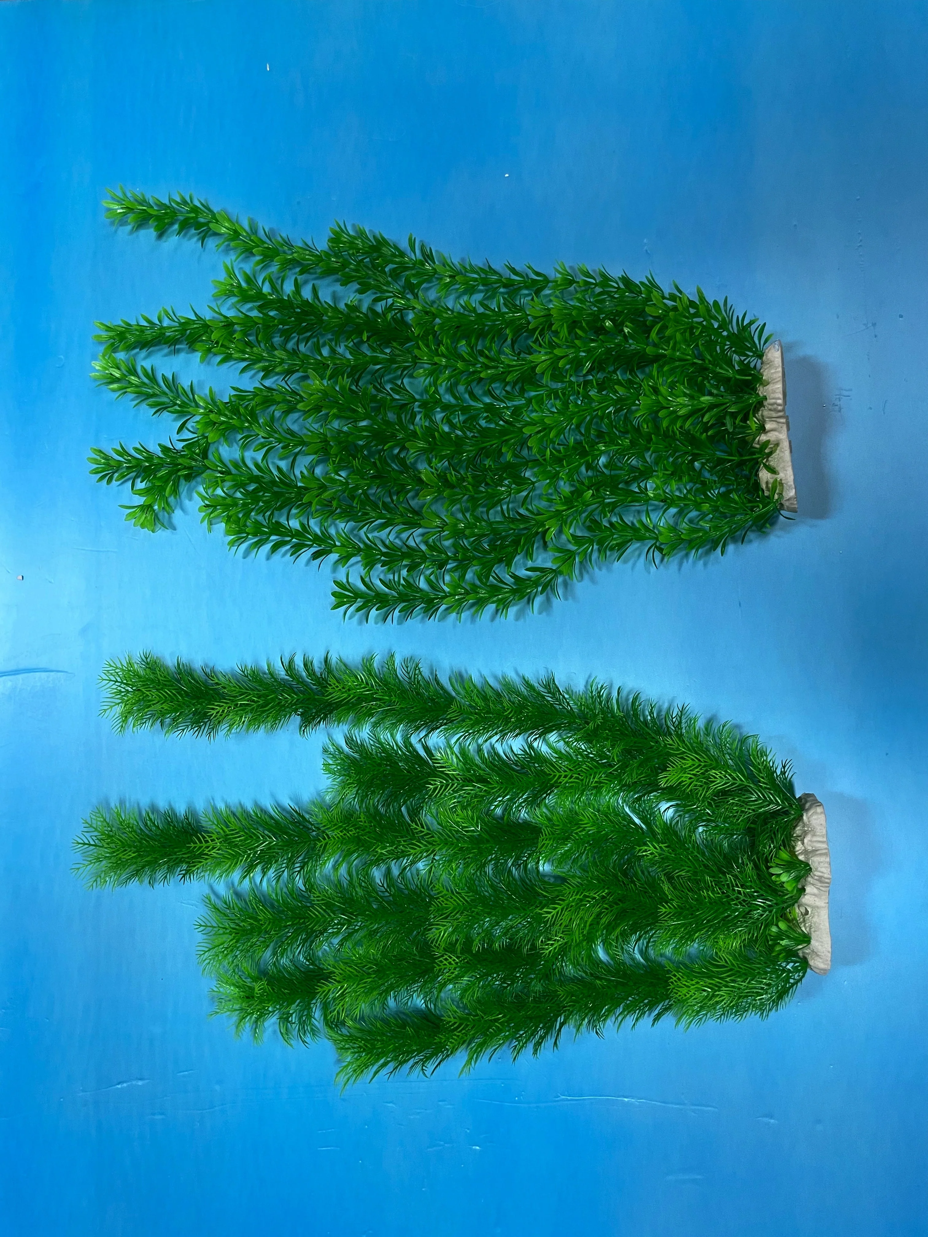 Artificial Aquarium Plant for Fish Tanks, LARGE aquarium plastic plant, 21" TALL - Image 3