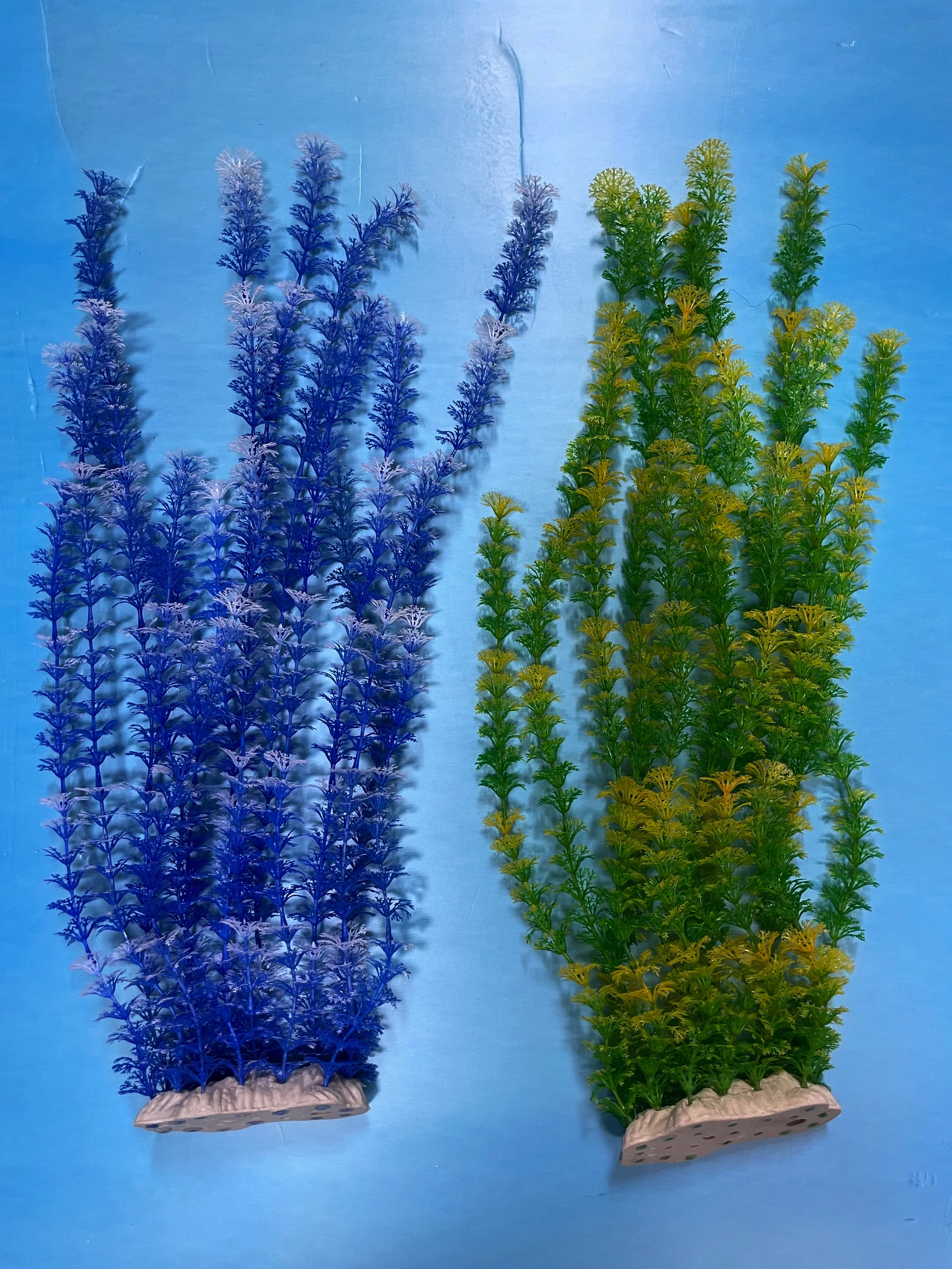 Artificial Aquarium Plant for Fish Tanks, LARGE aquarium plastic plant, 22" TALL - Image 3