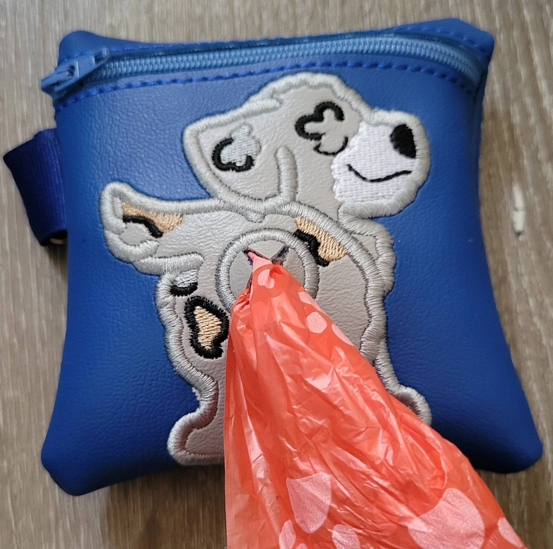 Aussie Doodle Poop Bag Pouch - gift for dog lover - Zippered poop bag holder- Gift for Dog Walker - veterinarian - dog groomer - Image 2