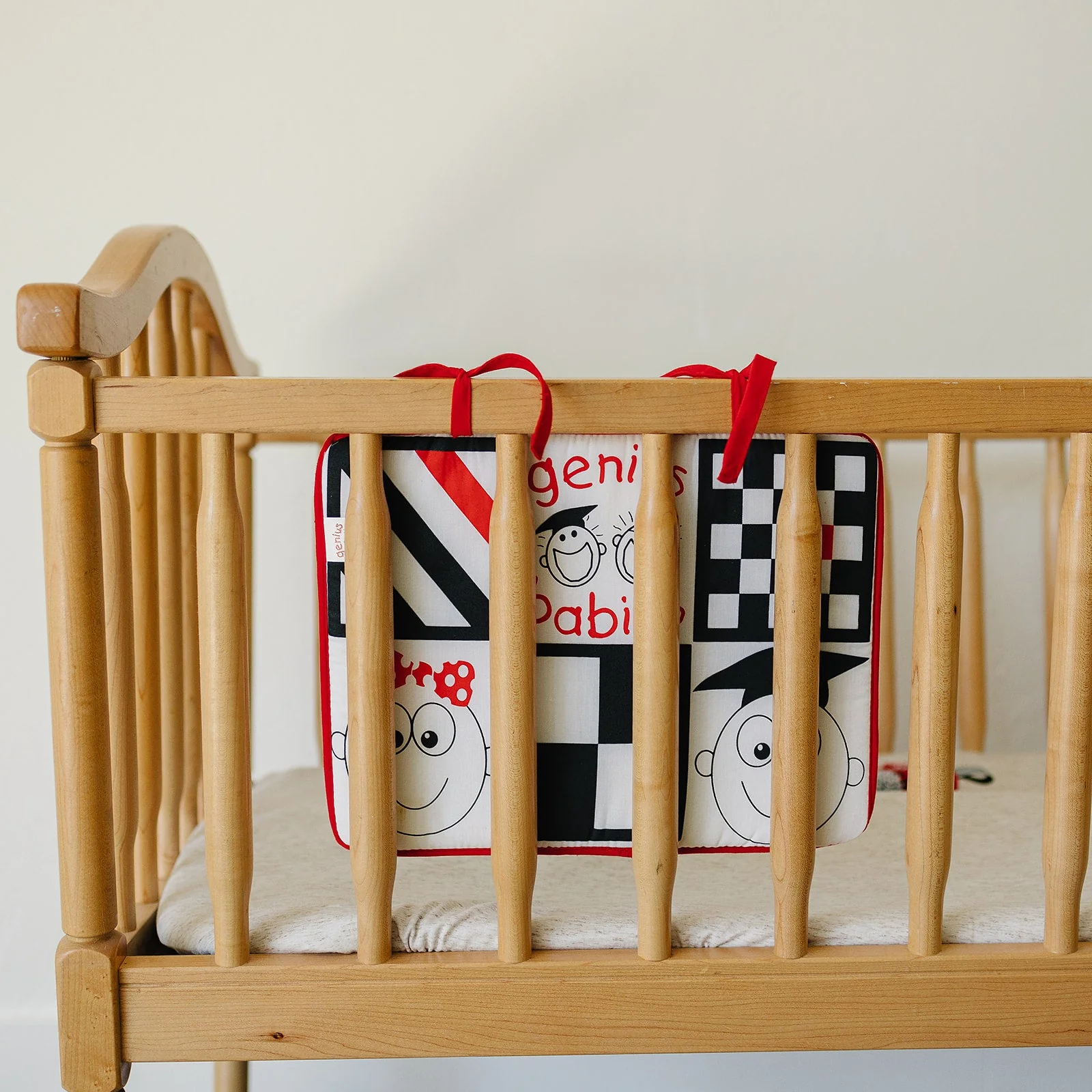 Baby Mirror for Crib or Car in High Contrast Colors - Image 4