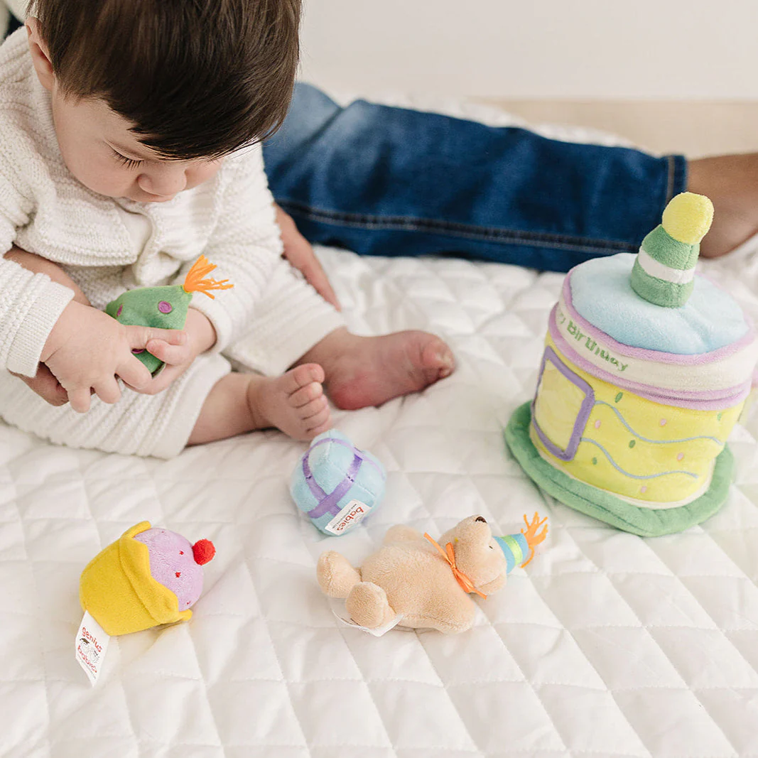 Baby's 1st First Birthday Cake and Playset - Image 6
