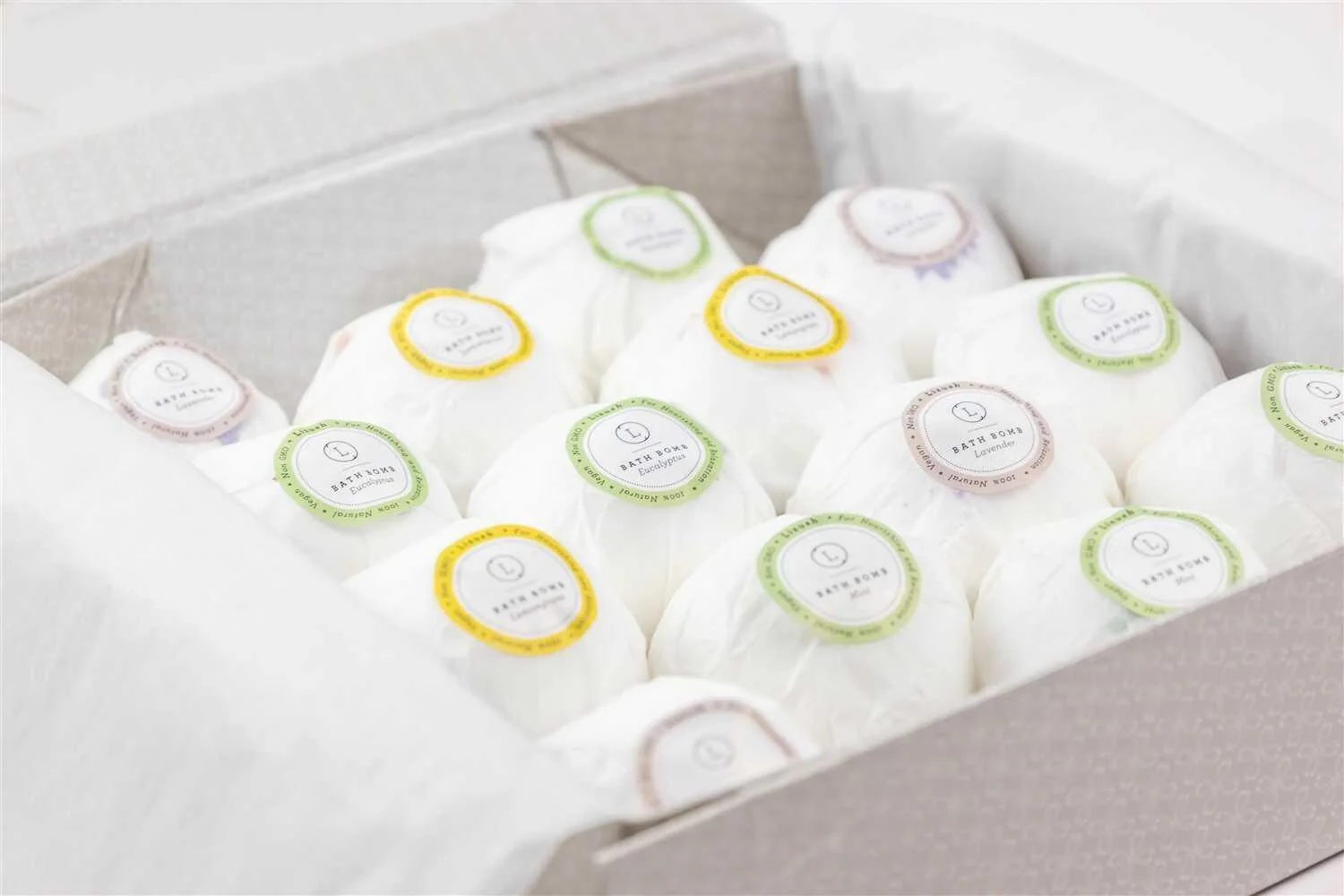 Bath Bombs Gift Box, Set of 14 Big 100% Natural Relaxing Bath Bombs - Image 8