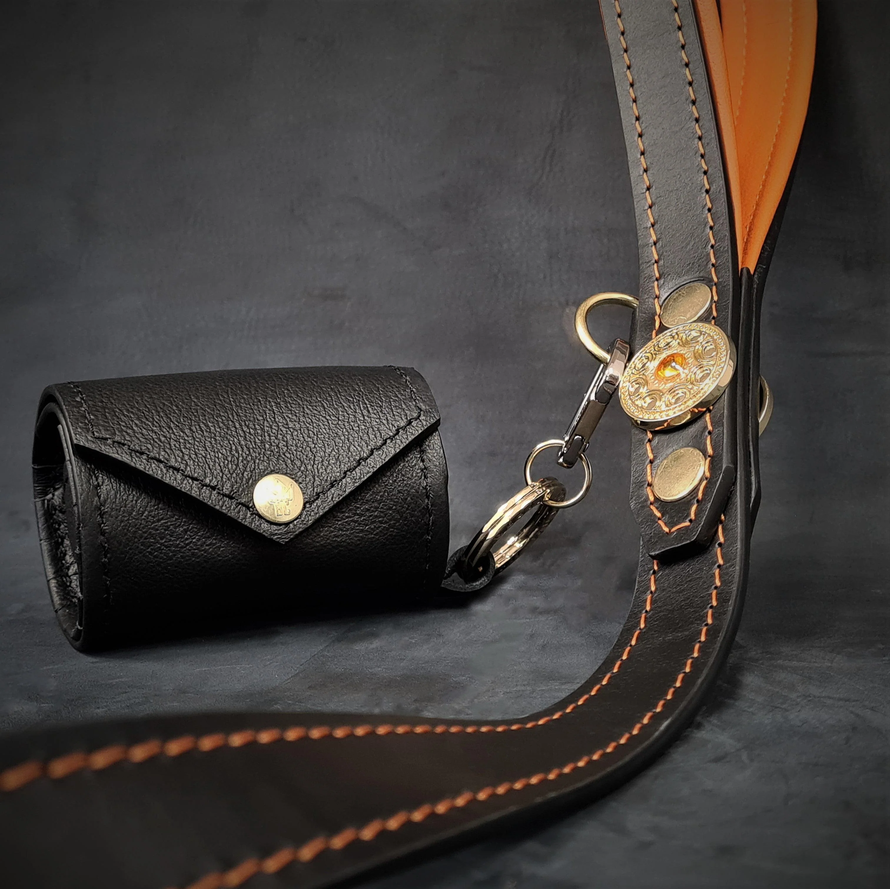 Bestia Designer Poop Bag Holder - Image 3
