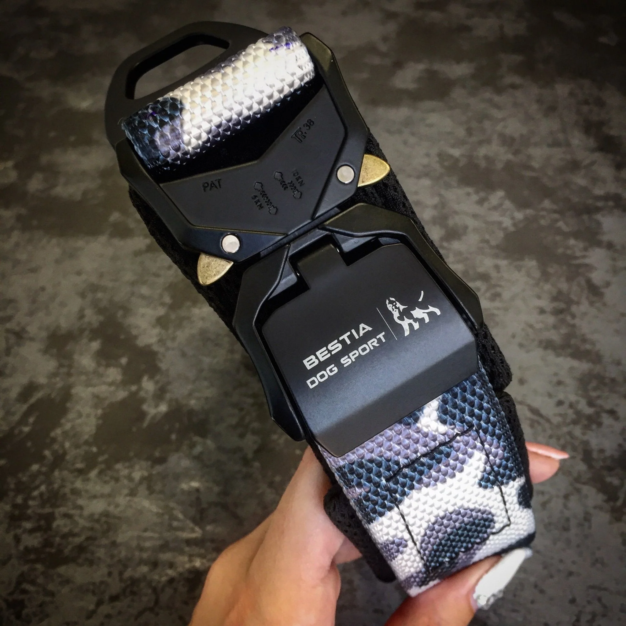 BESTIA DOG SPORT FAST RELEASE COLLAR - Image 3