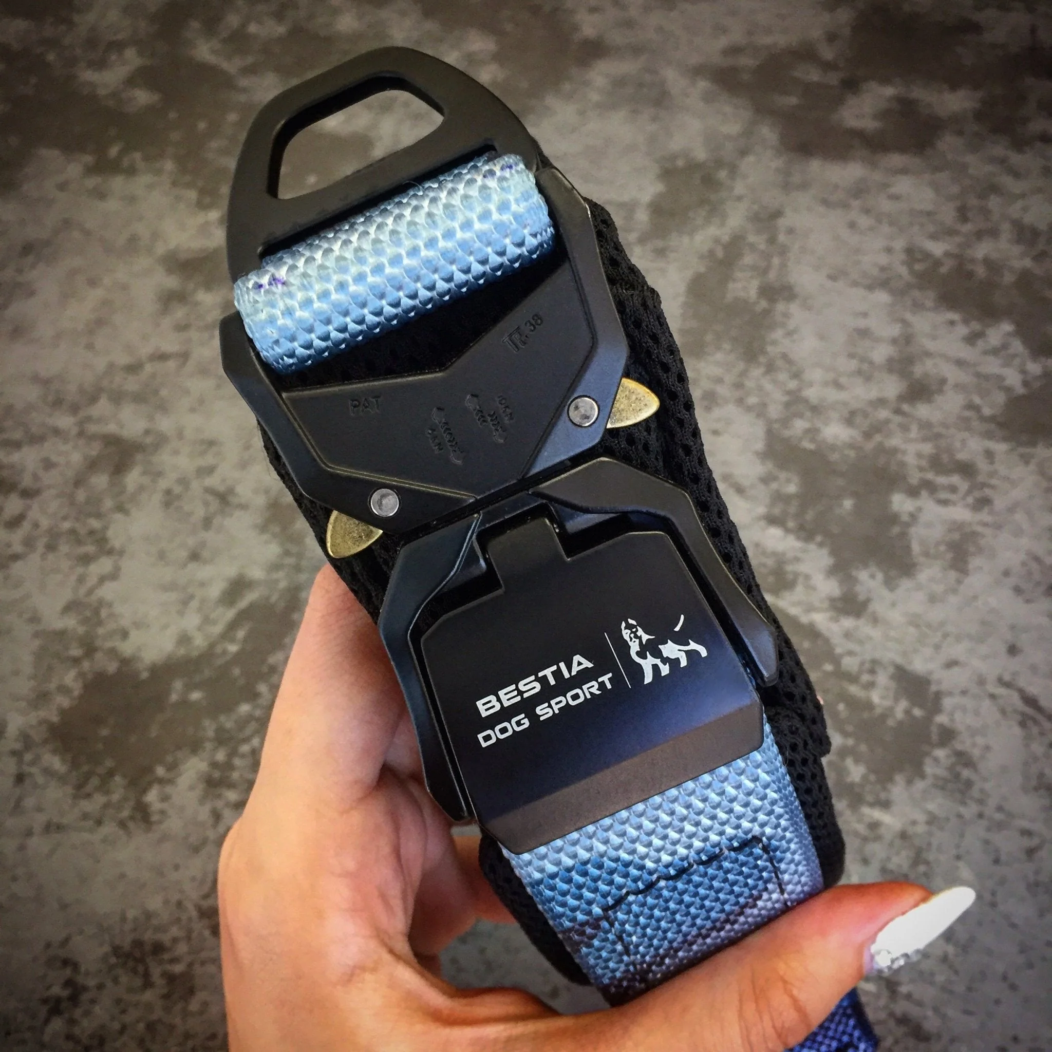 BESTIA DOG SPORT FAST RELEASE COLLAR BLUE - Image 4