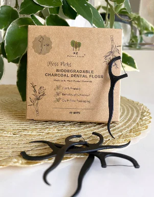Biodegradable Charcoal Dental Floss Picks | Eco-Friendly Oral Care - Image 2