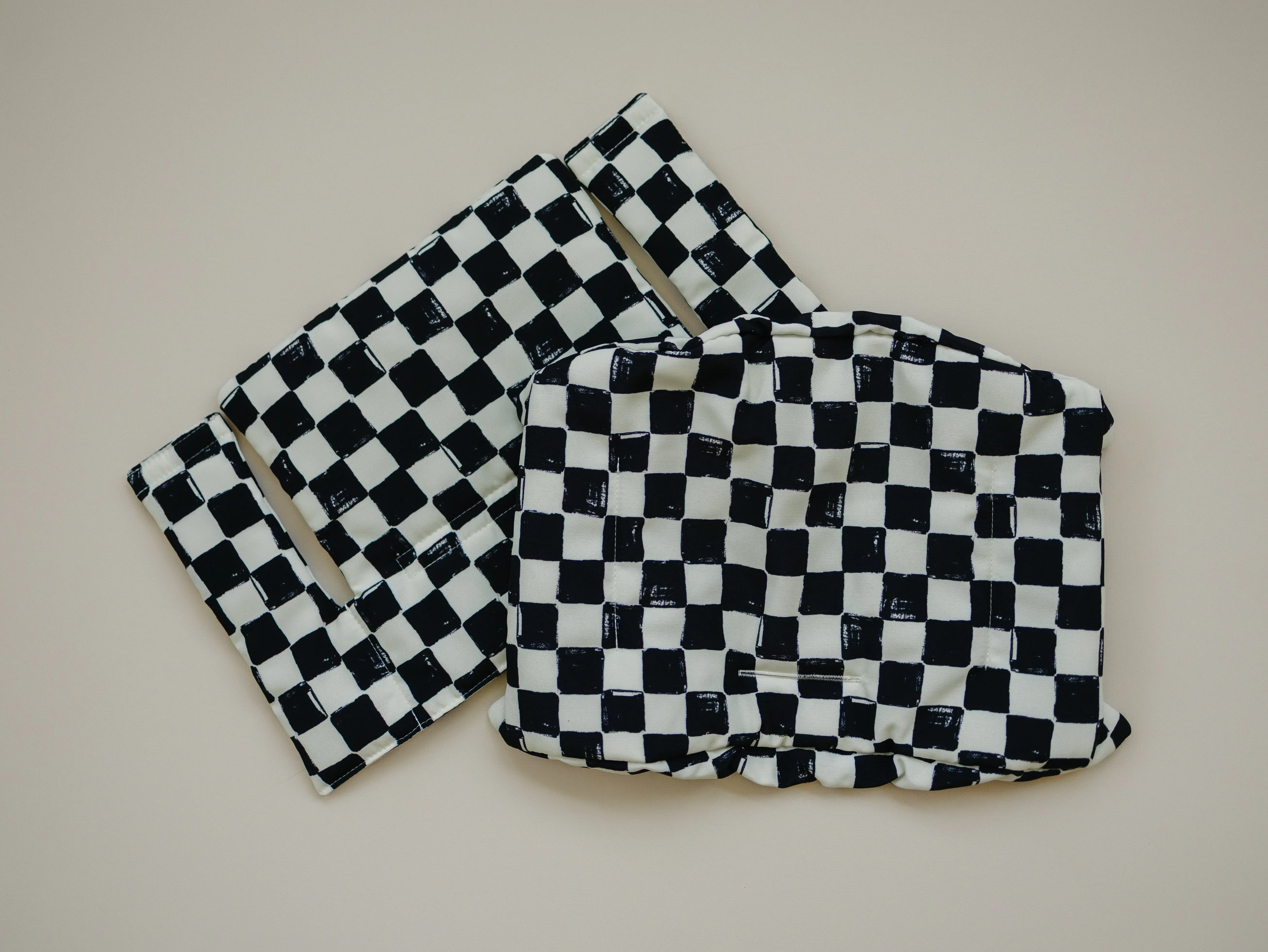 Black & White Checkered Cushion for the Stokke Tripp Trapp Highchair - Image 3