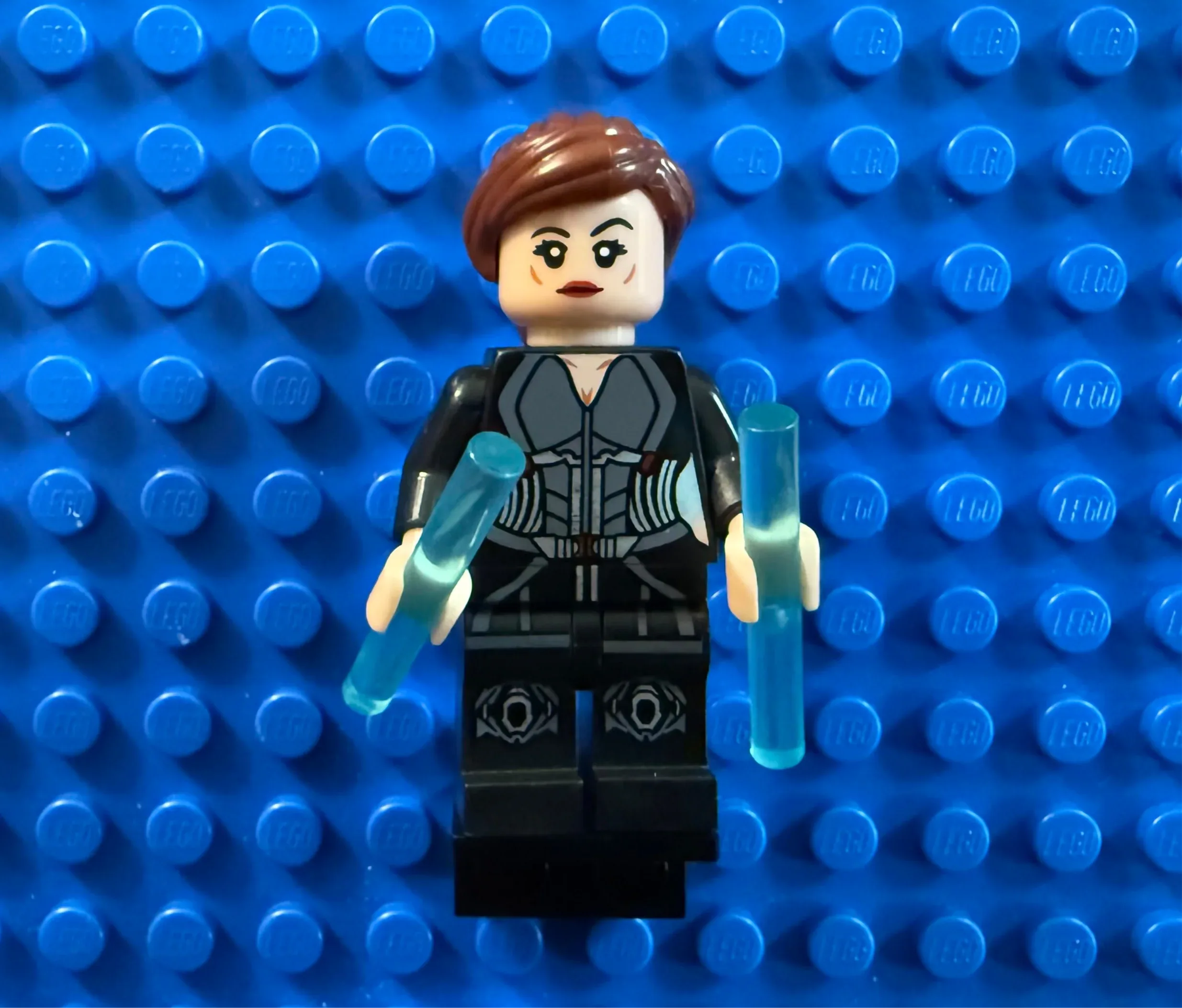 Black Widow Minifigure - Image 2