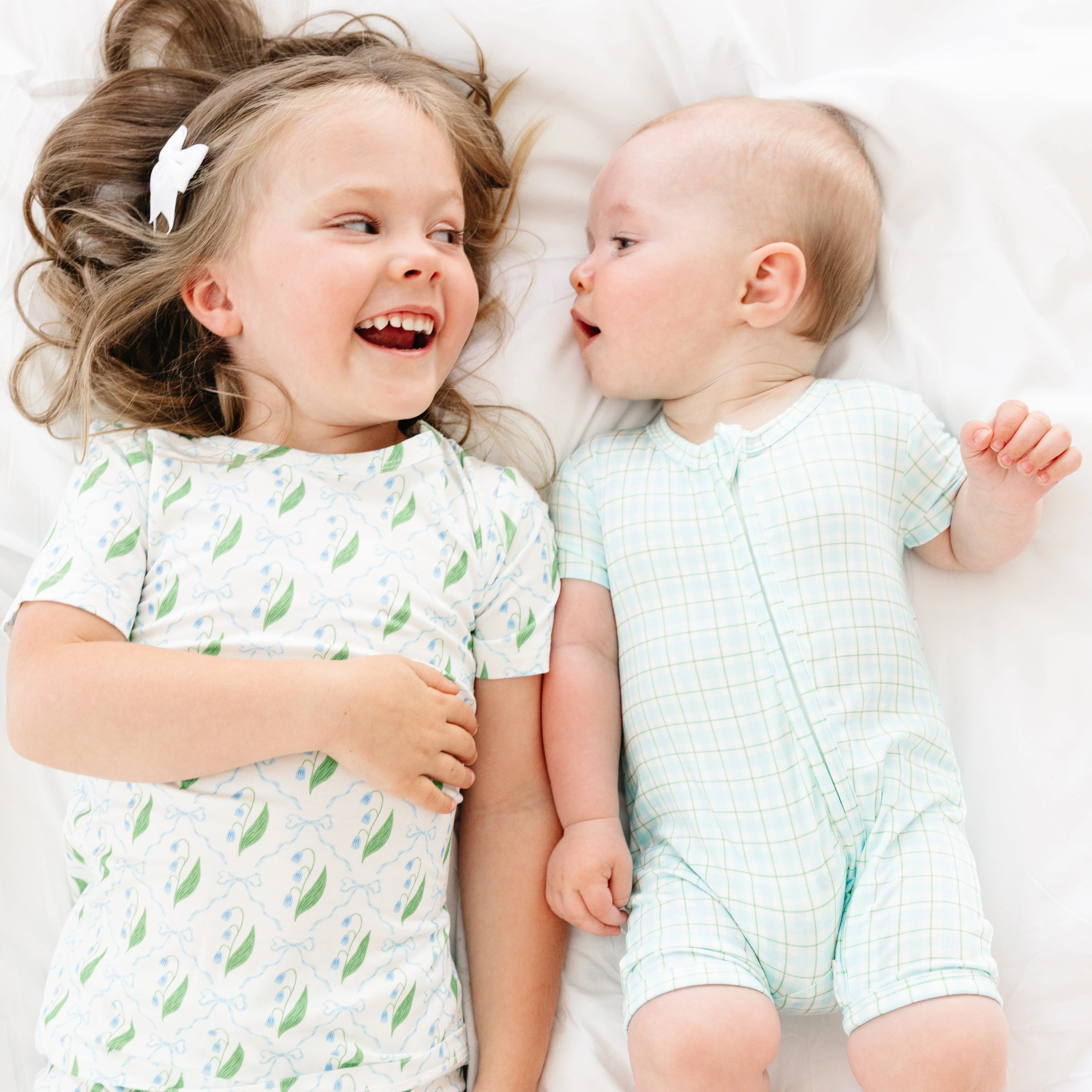 Bluebell Bows Short Sleeve & Shorts Bamboo Toddler Pajama Set - Image 4