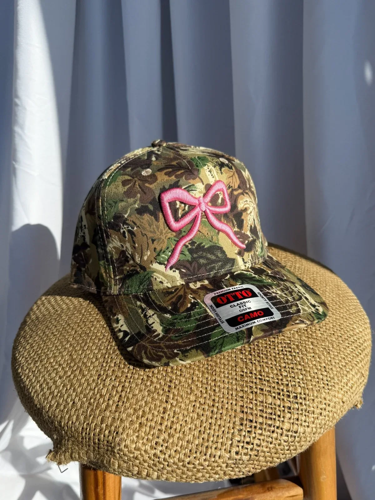 Bow Camo- Trucker Hat Pink - Image 2