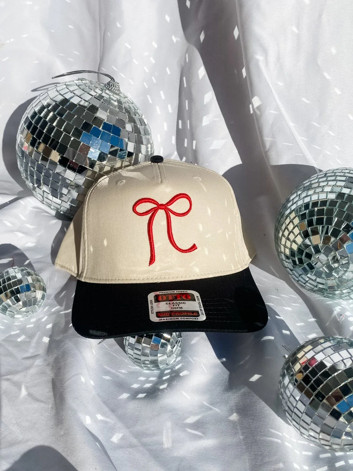 Bow - Trucker Hat Cream/Black - Image 3