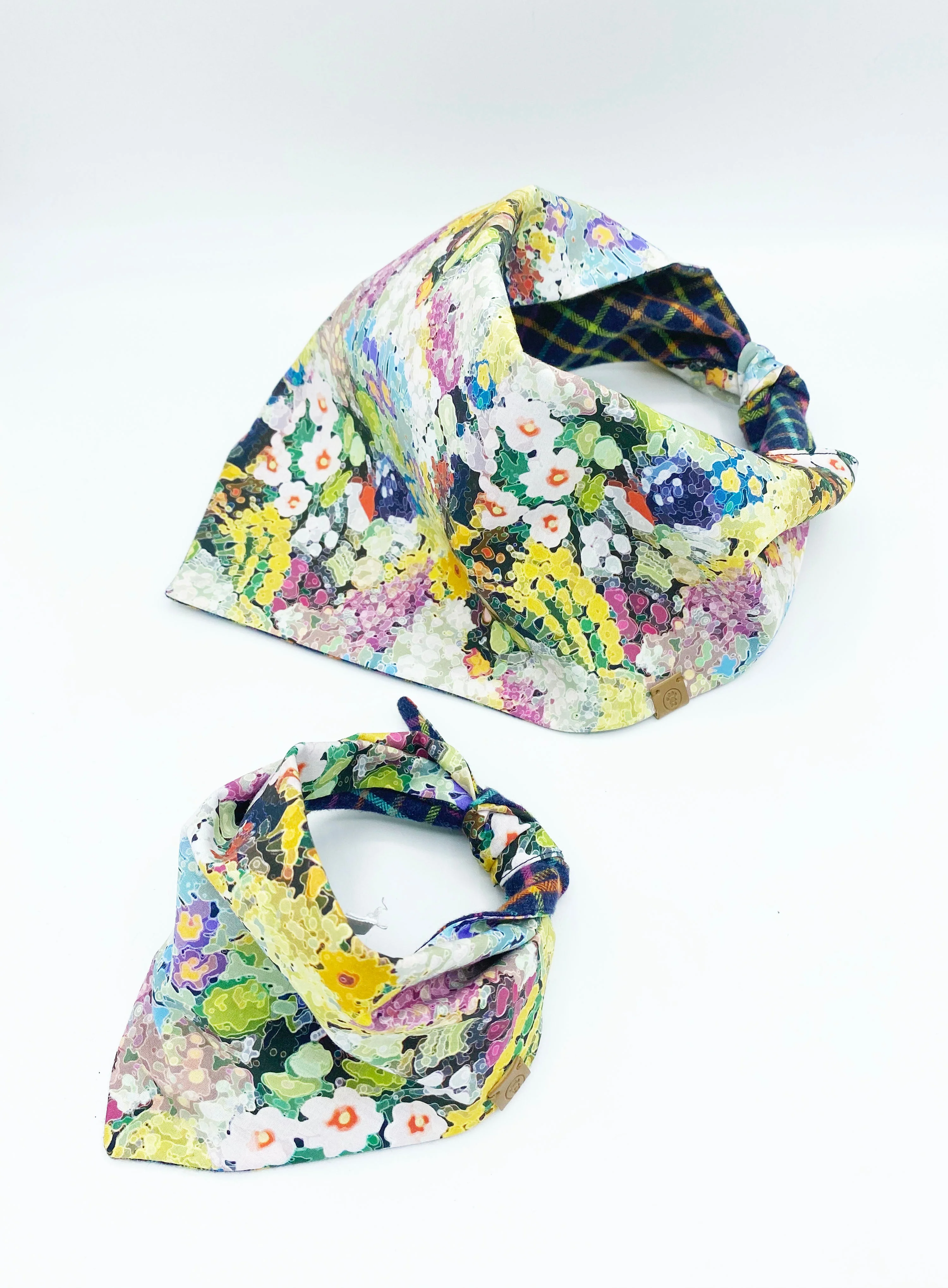 'Brett' Reversible Pet Bandana - Image 3