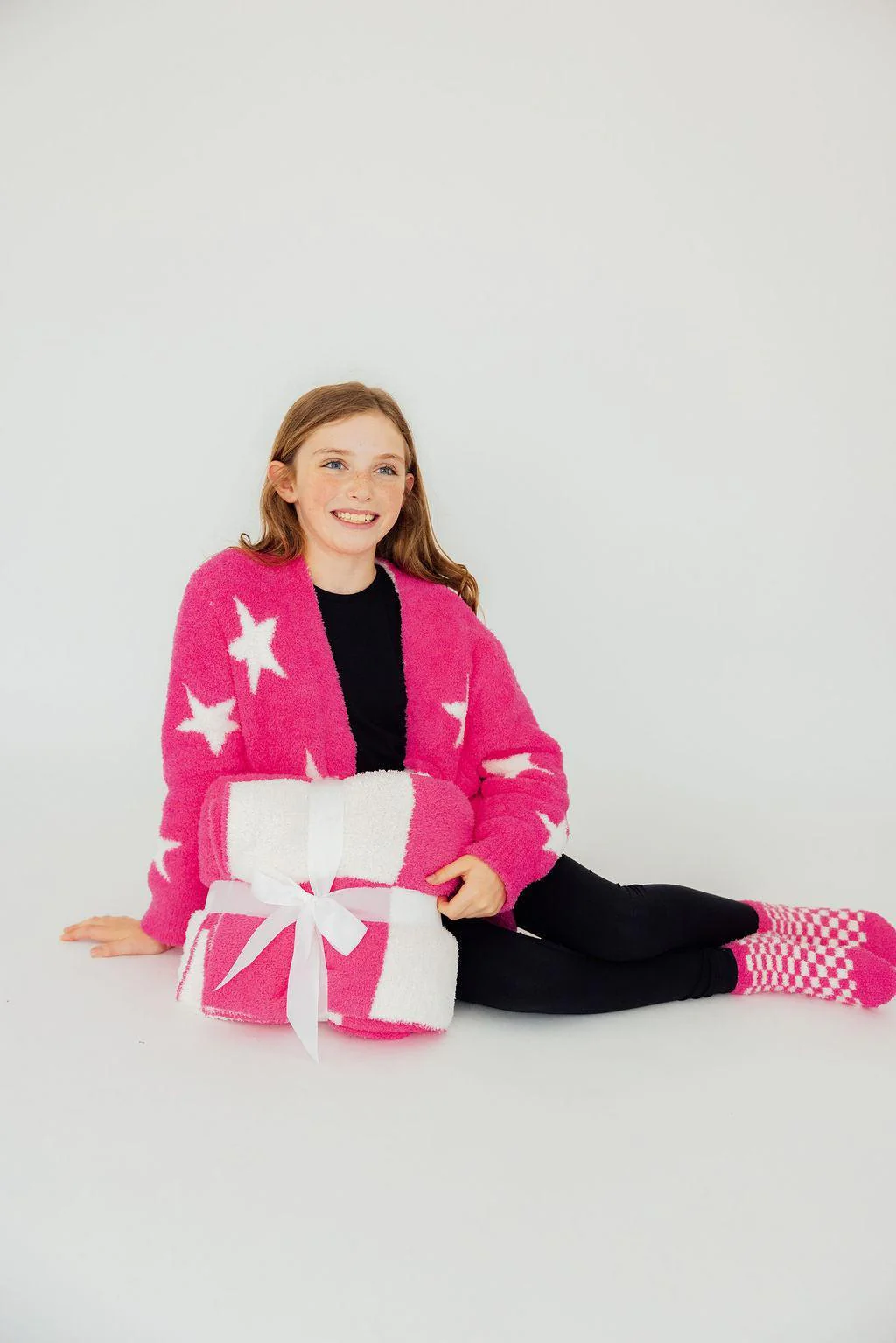 Bright Pink Checker Bow Cozy Blanket - Image 3