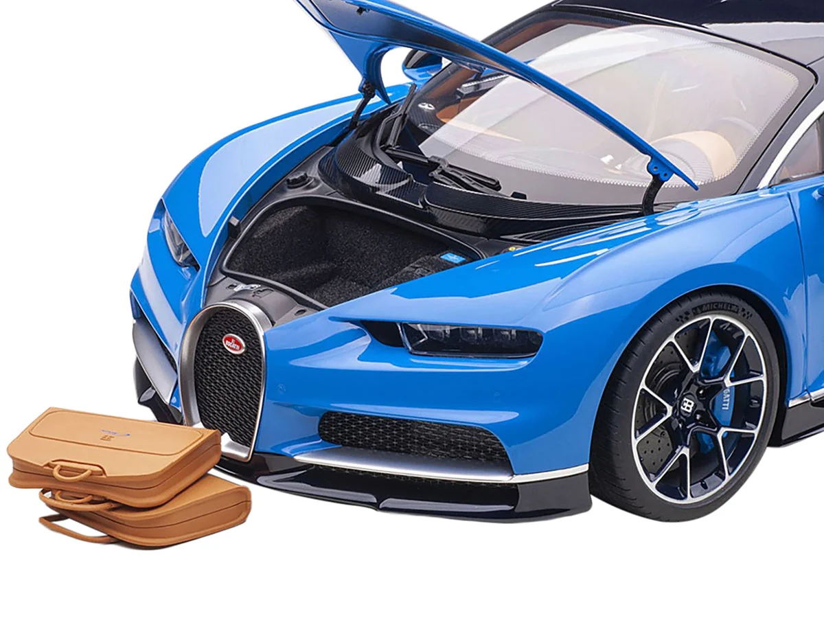 Bugatti Chiron French Racing Blue and Atlantic Blue 1/12 Model Car by Autoart - Image 2