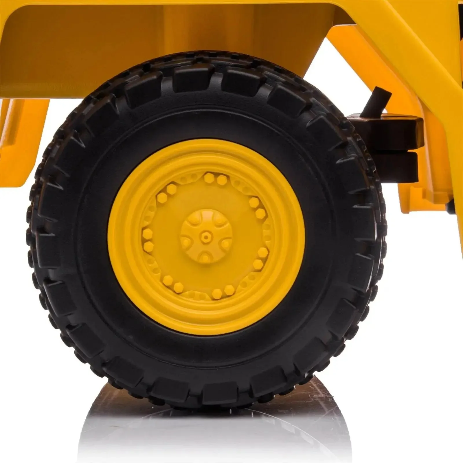 CAT Dump Truck 6V Ride-On Toy - Image 9