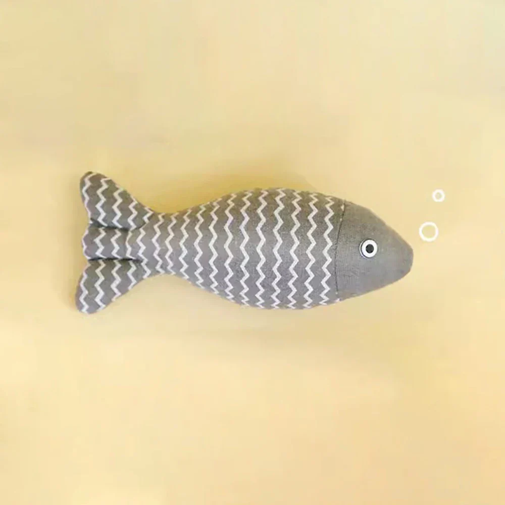 Catnip Fish Toy – Interactive Plush Simulation Fish for Cats & Kittens - Image 11