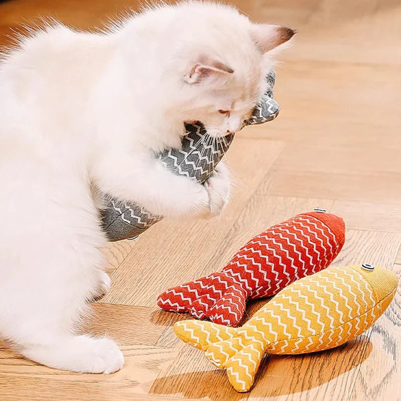 Catnip Fish Toy – Interactive Plush Simulation Fish for Cats & Kittens - Image 2