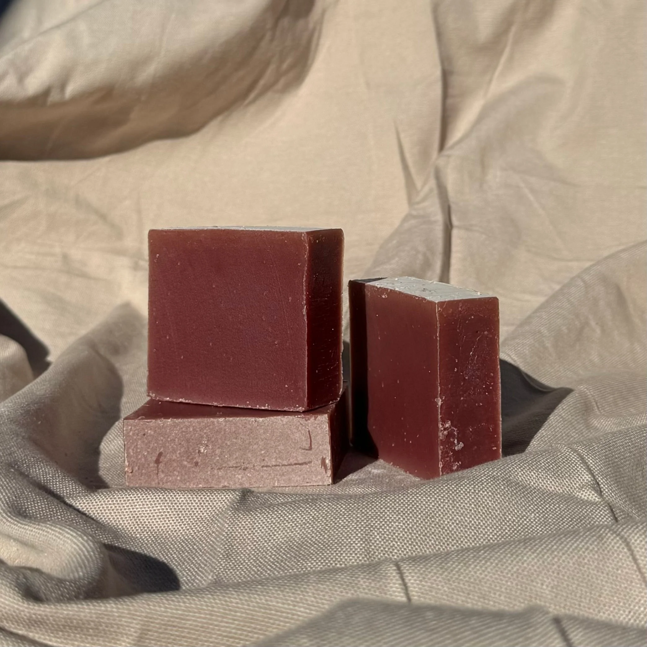 Cedar Wood & Frankincense Soap Bar - Image 3