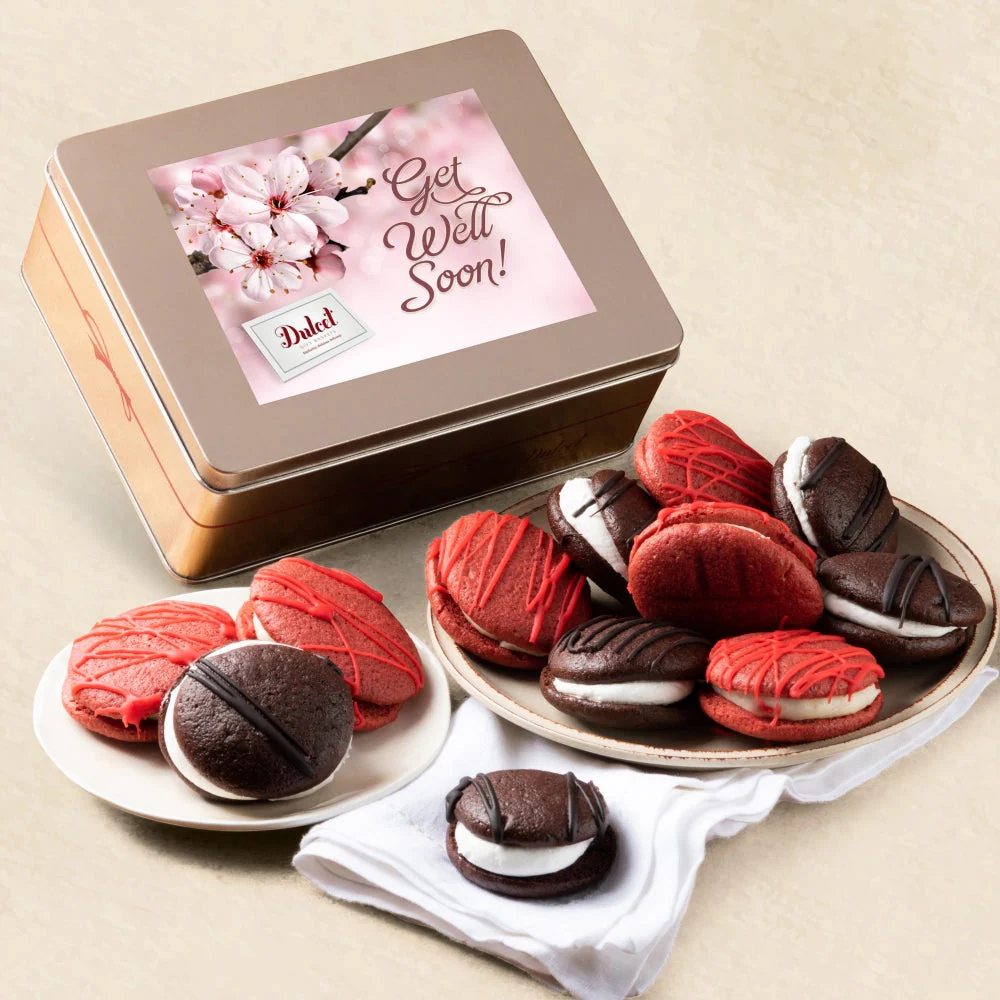 Chocolate and Red Velvet Whoopie Pies Assortment - Image 47