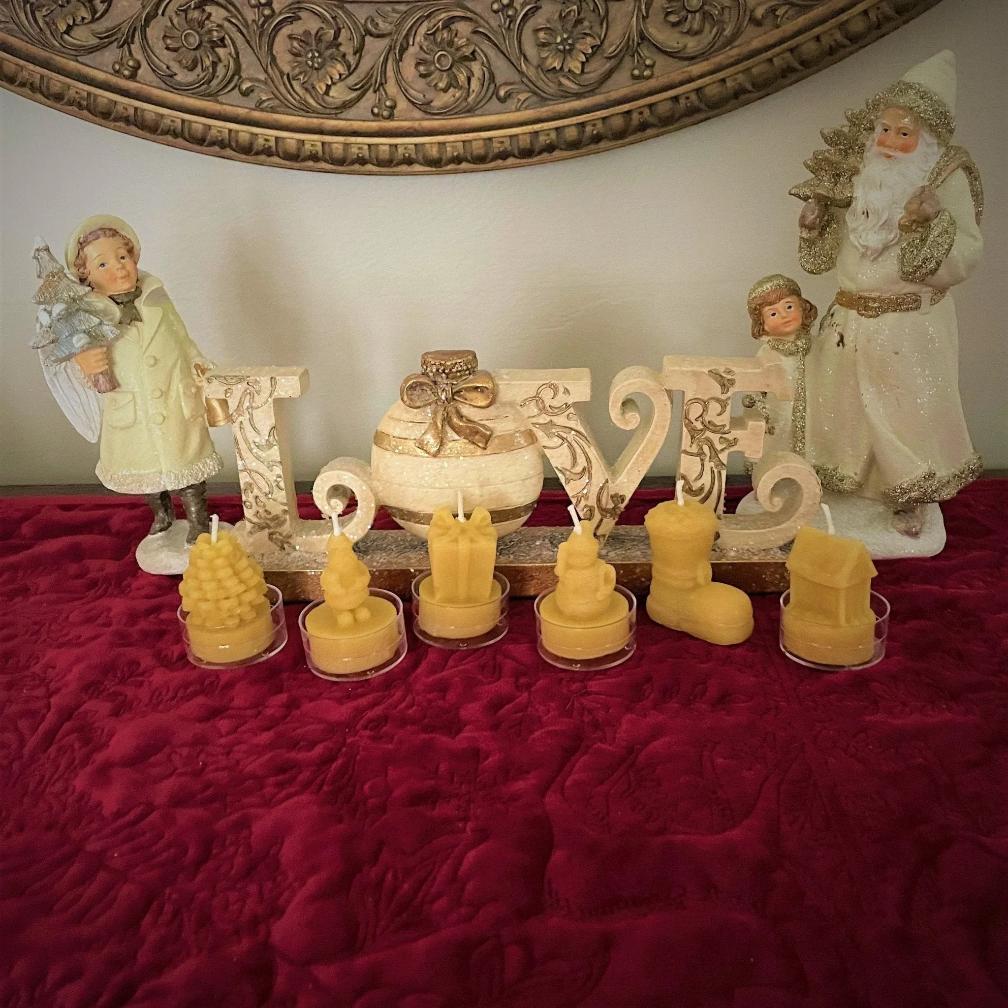 Christmas Beeswax Tealight Candle Set of 6 - Image 2