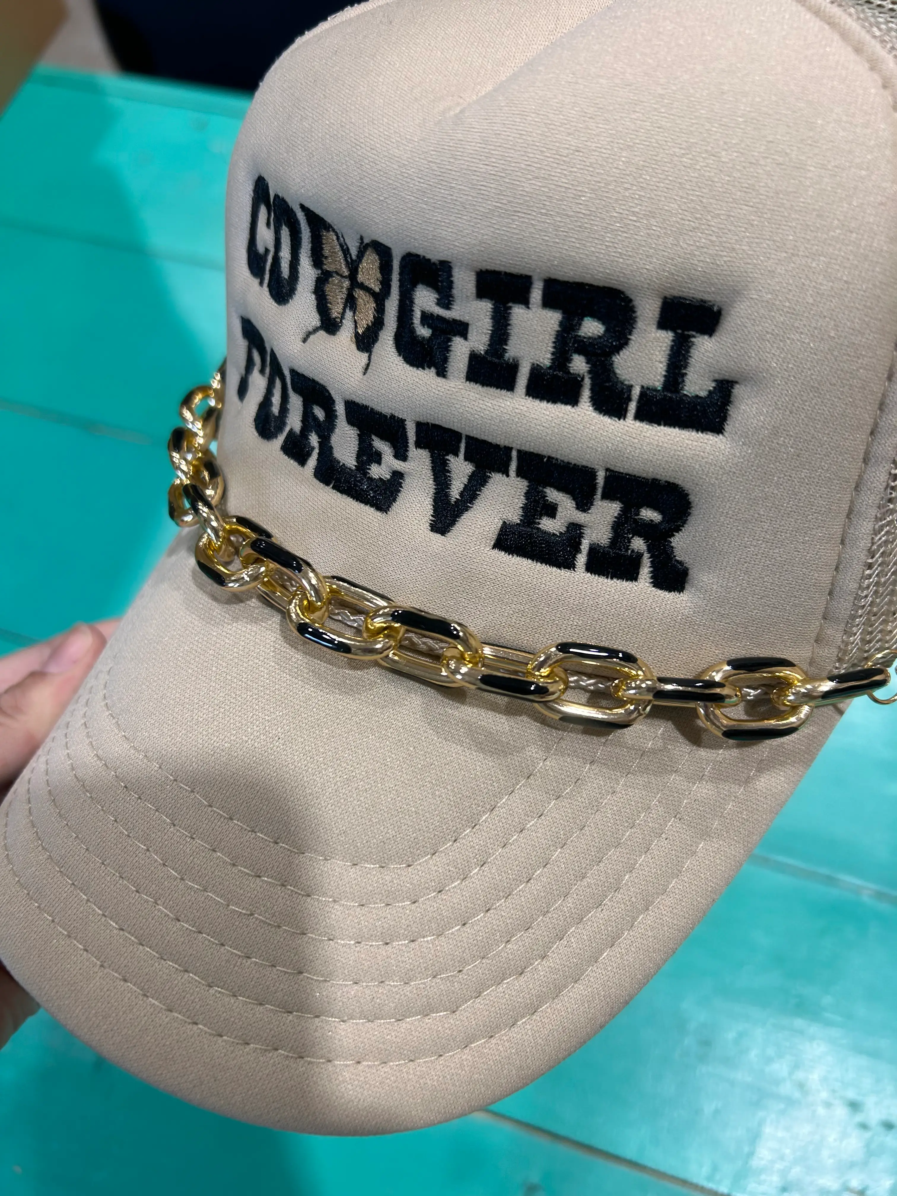 Chunky Enamel Dipped Trucker Chain - Image 7