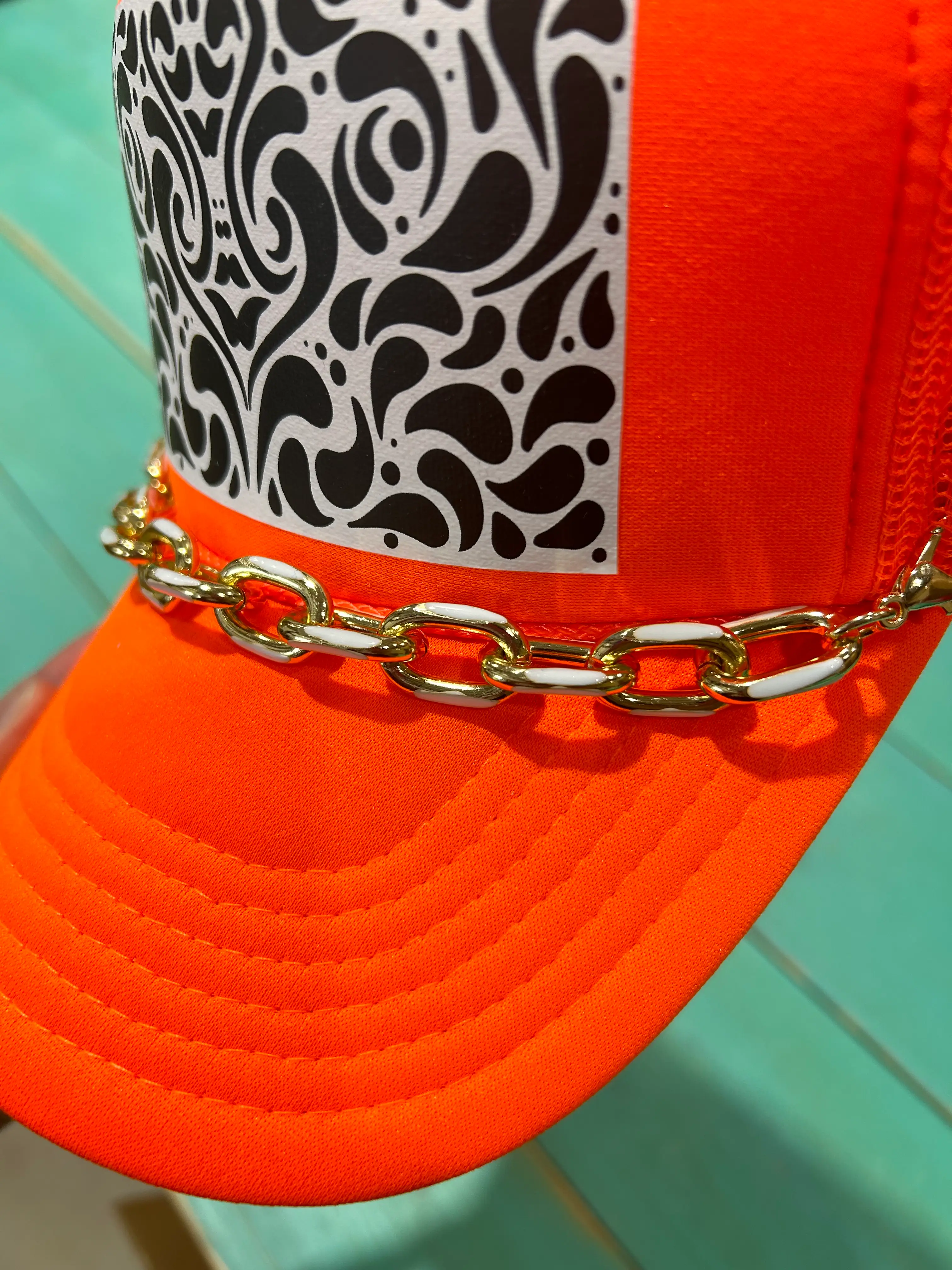 Chunky Enamel Dipped Trucker Chain - Image 8