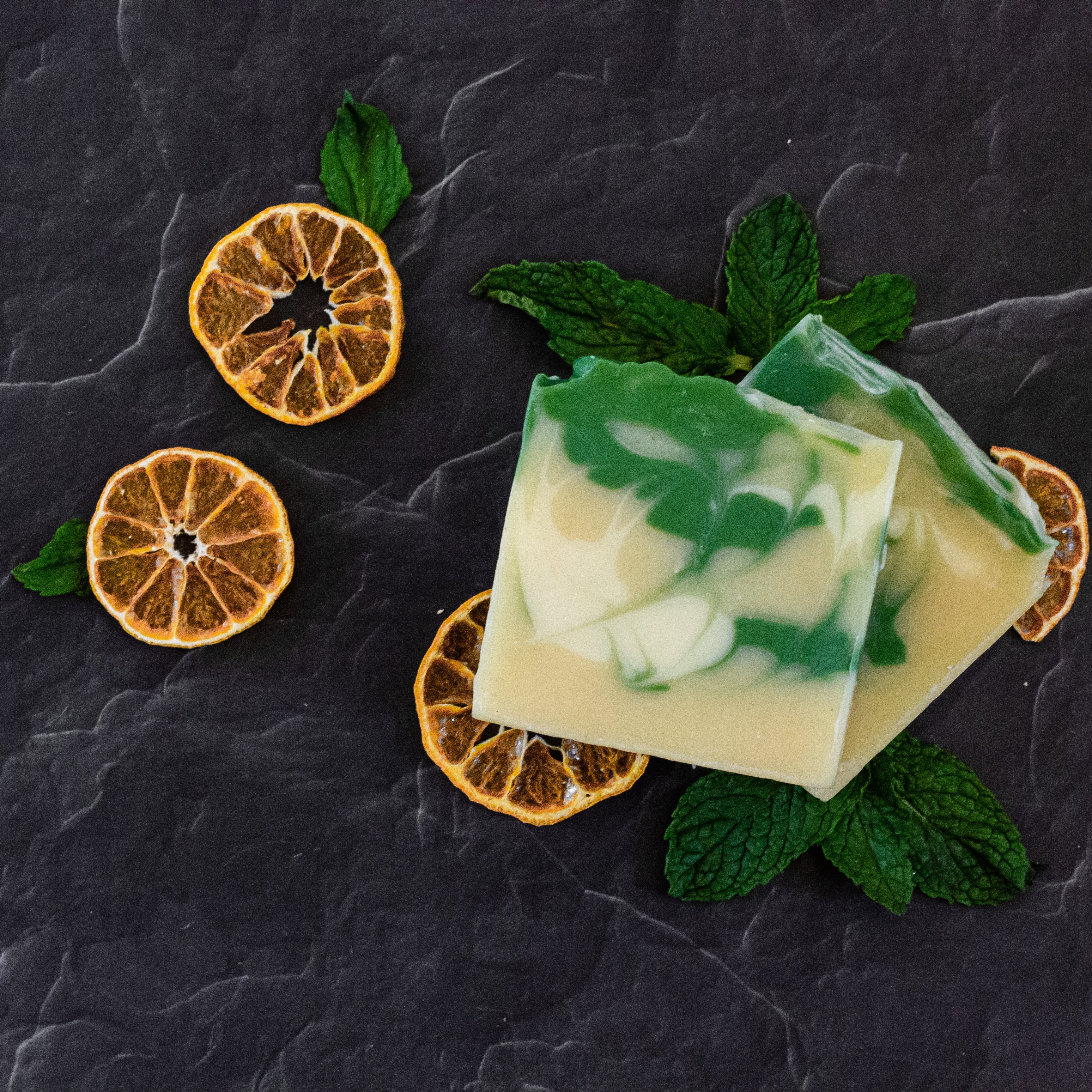 Citrus Mint Shampoo - Image 2