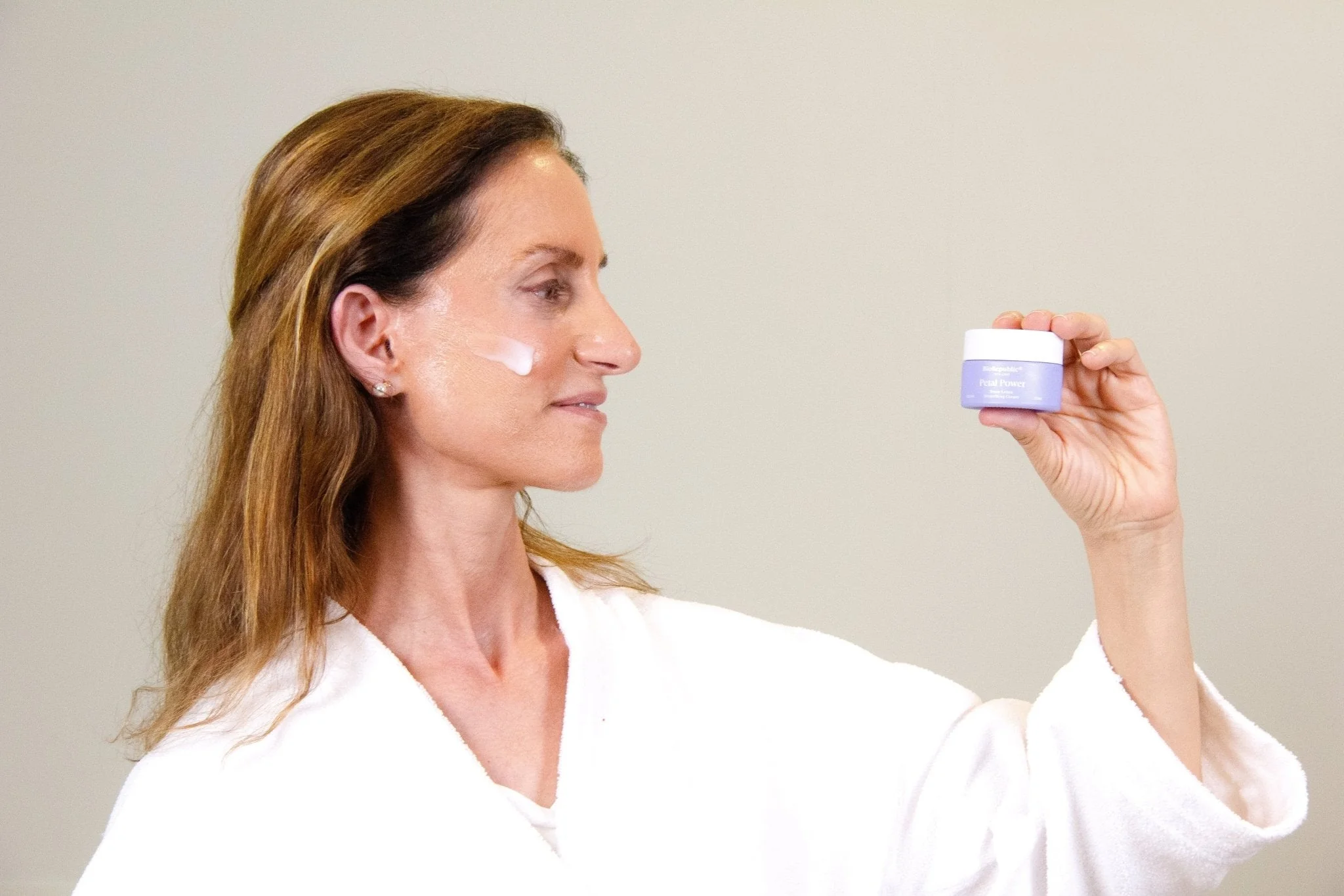 Clarifying & Age-Defying Petal Power Cream - Image 2