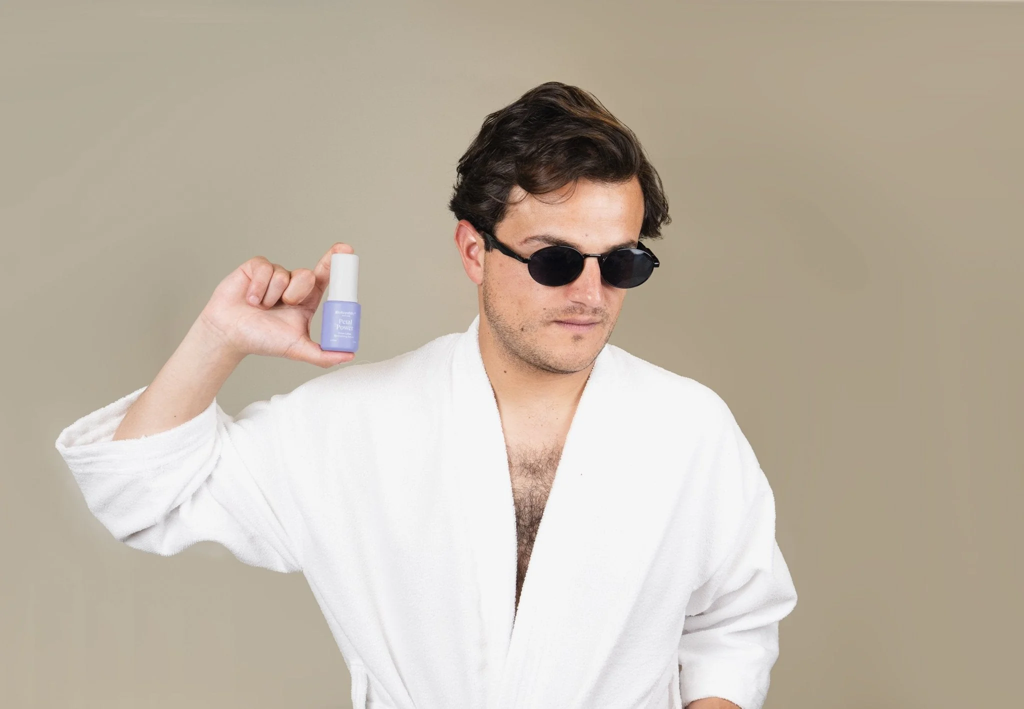 Clarifying & Age-Defying Petal Power Serum - Image 3