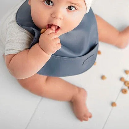 Classic - Set of Soft Vegan Leather Easy Clean Bibs 0-12 Months - Image 5