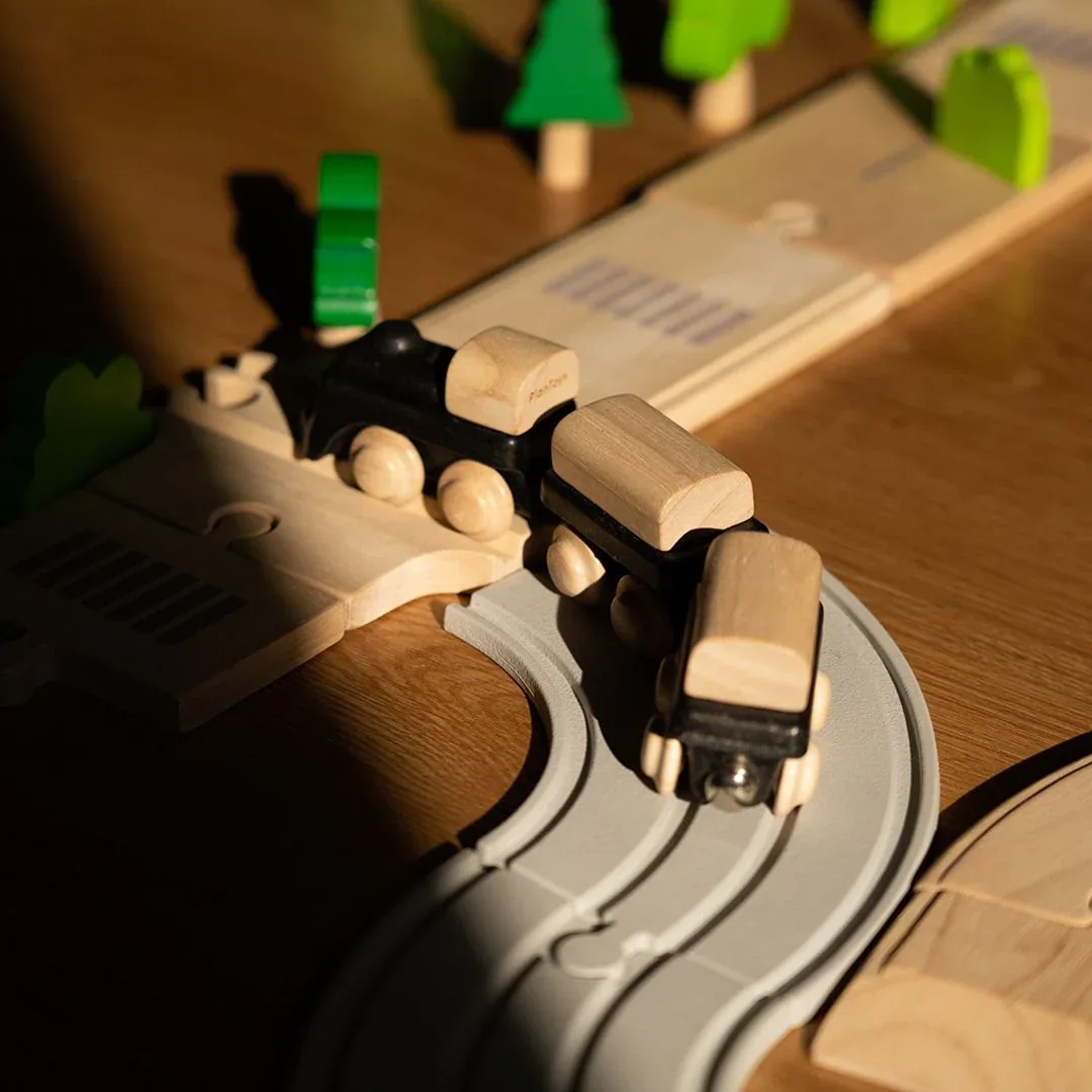Classic Train - Image 2