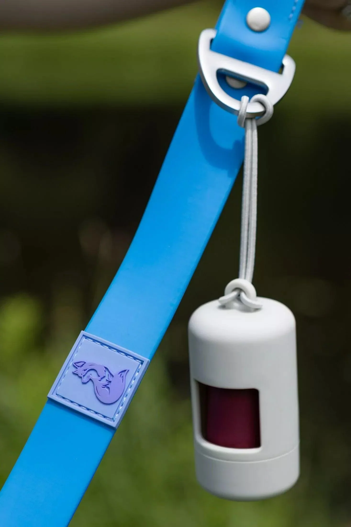 Cloud White Waste Bag Dispenser - Image 2