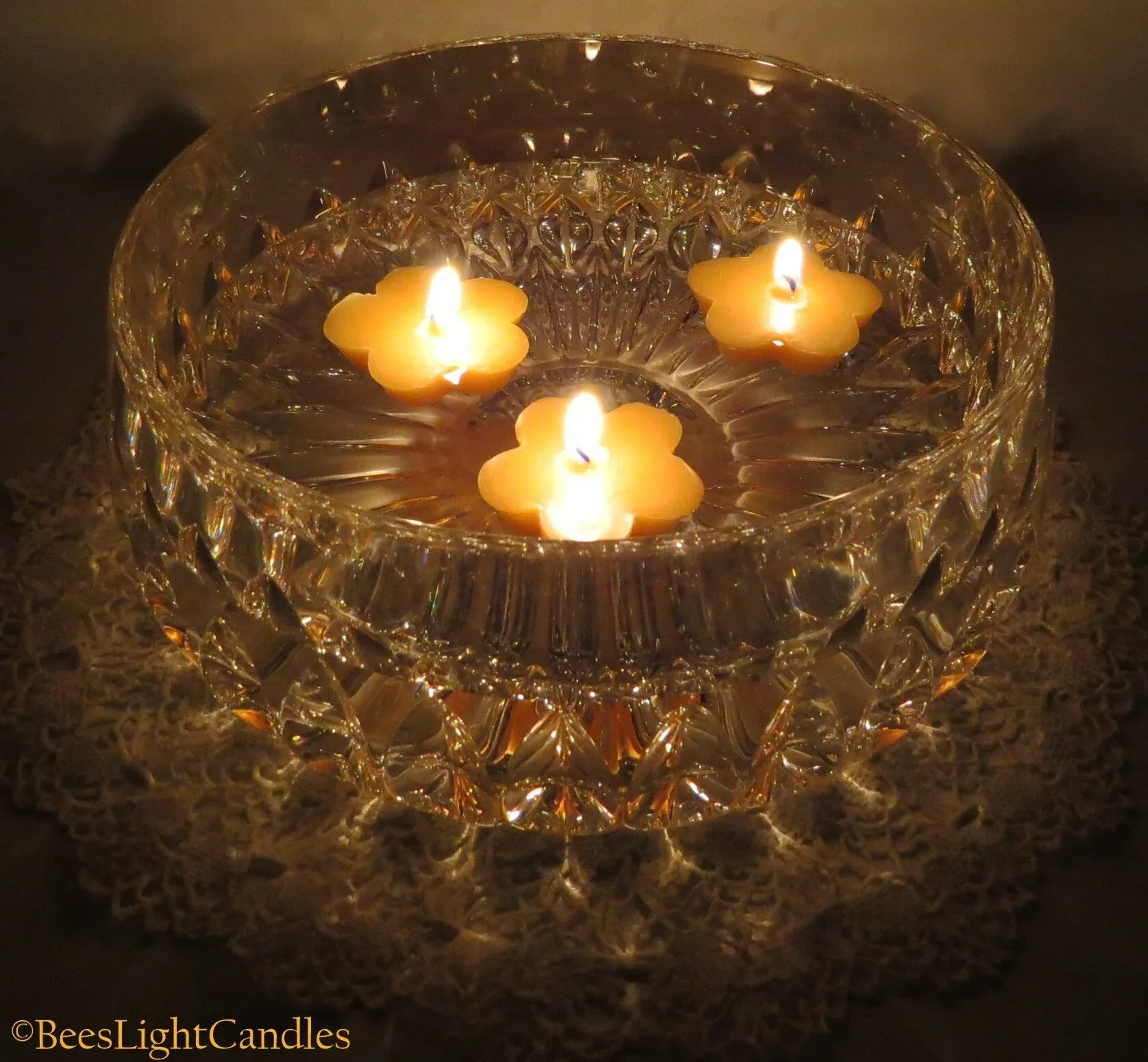 Clover Floating Beeswax Candles - Image 2