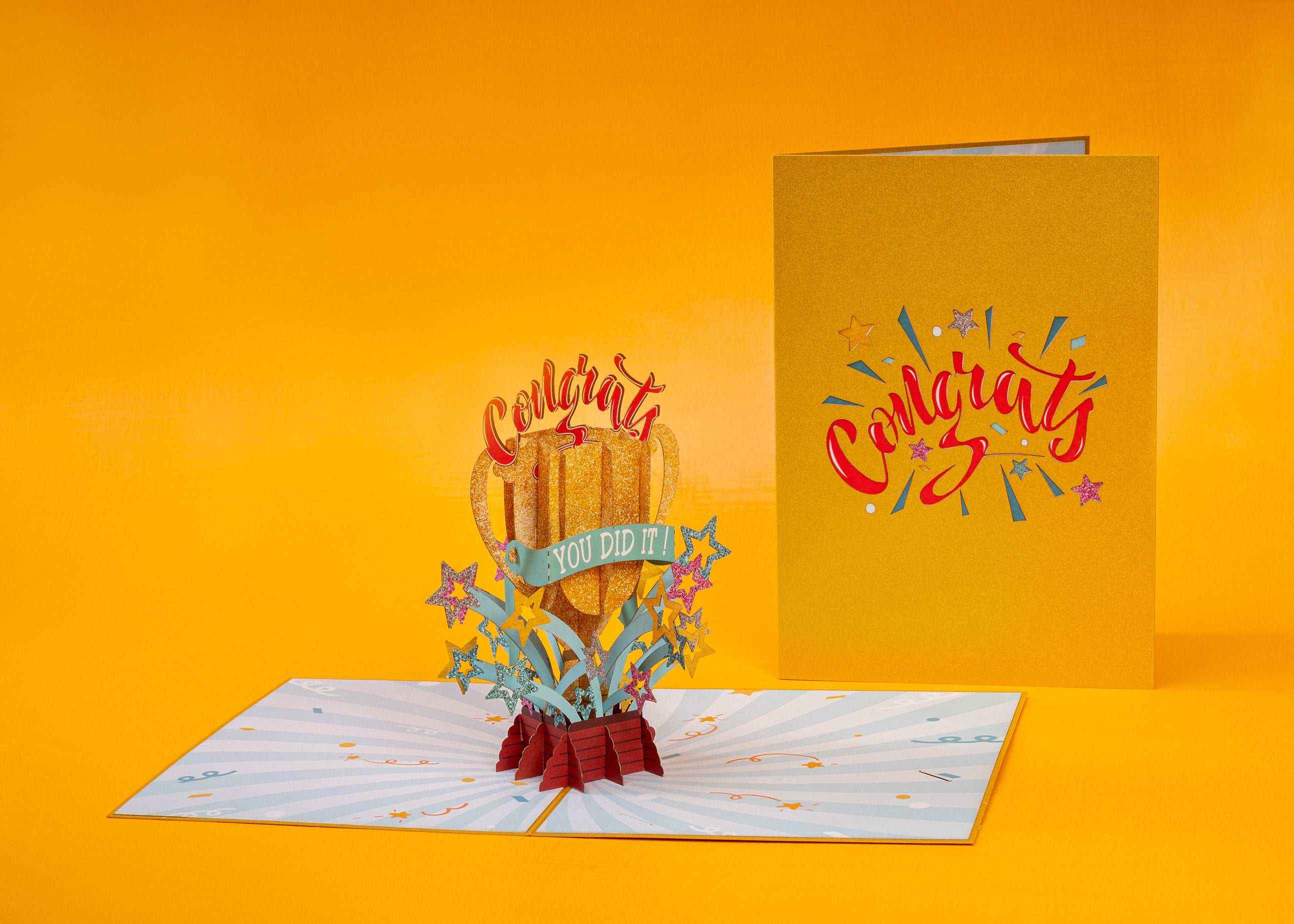 Congrats Pop Up Graduation Card - Image 3