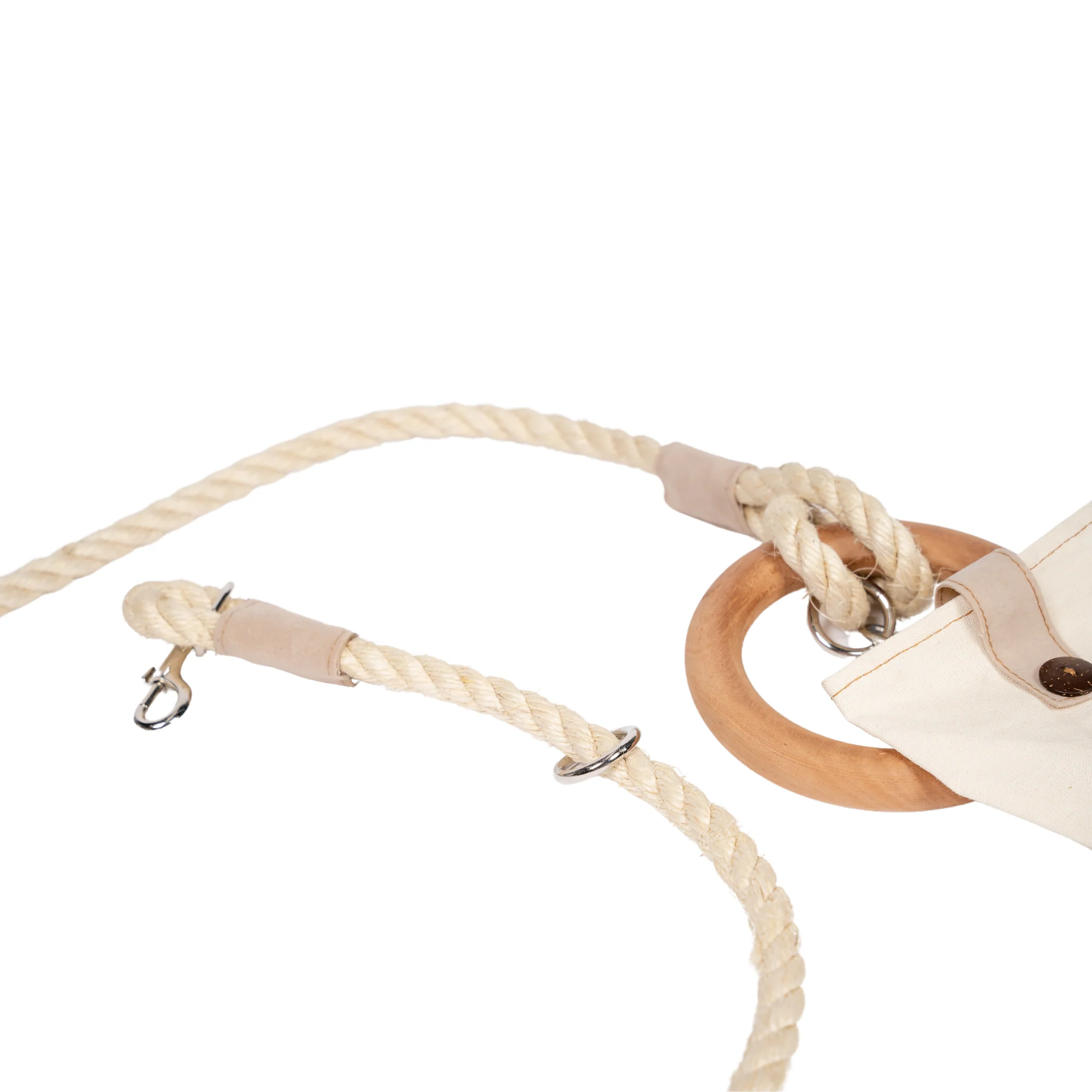 Country Living Carbon Neutral Dog Leash with Small Storage Bag - Image 5