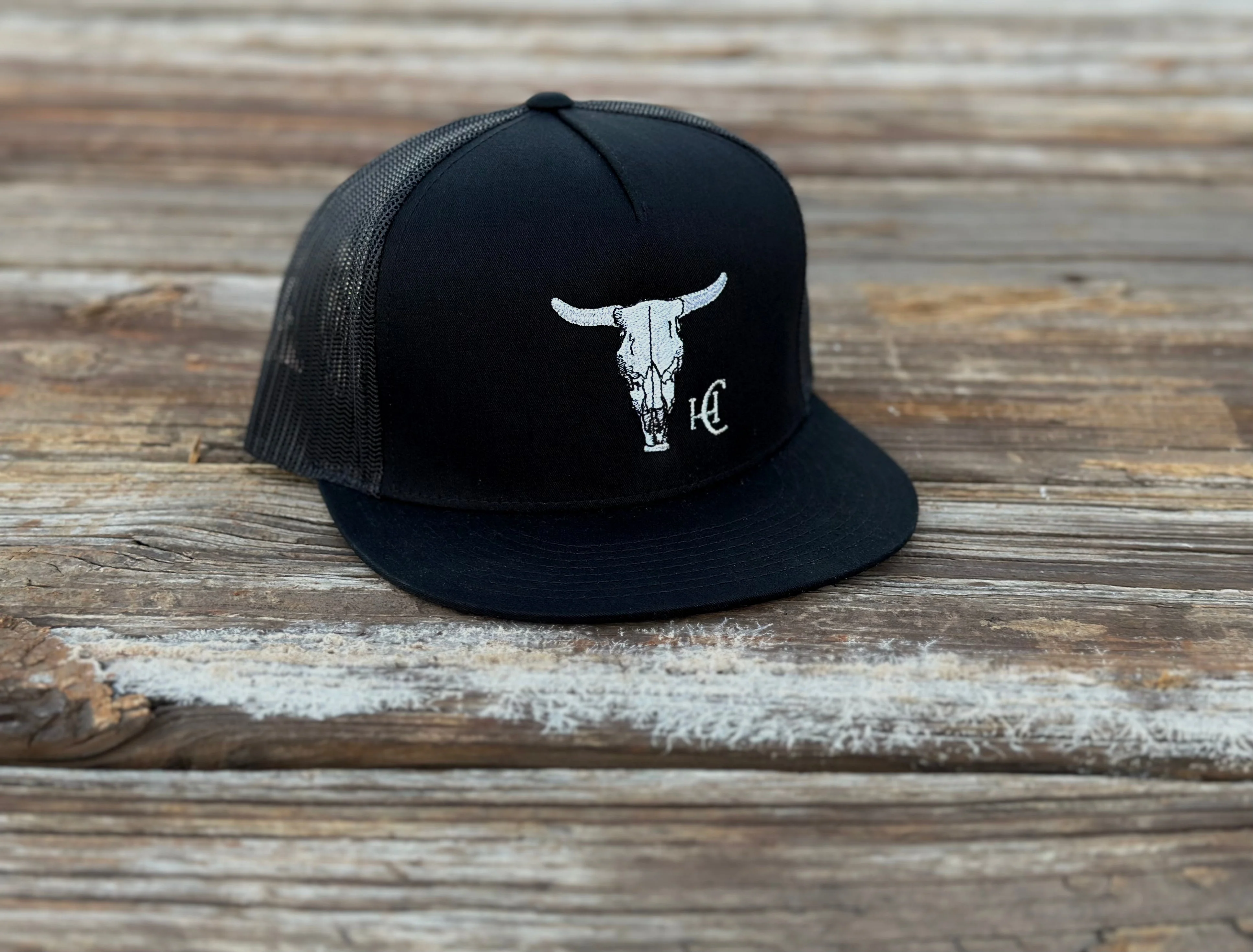Cow Skull Flat Bill Black - Image 2