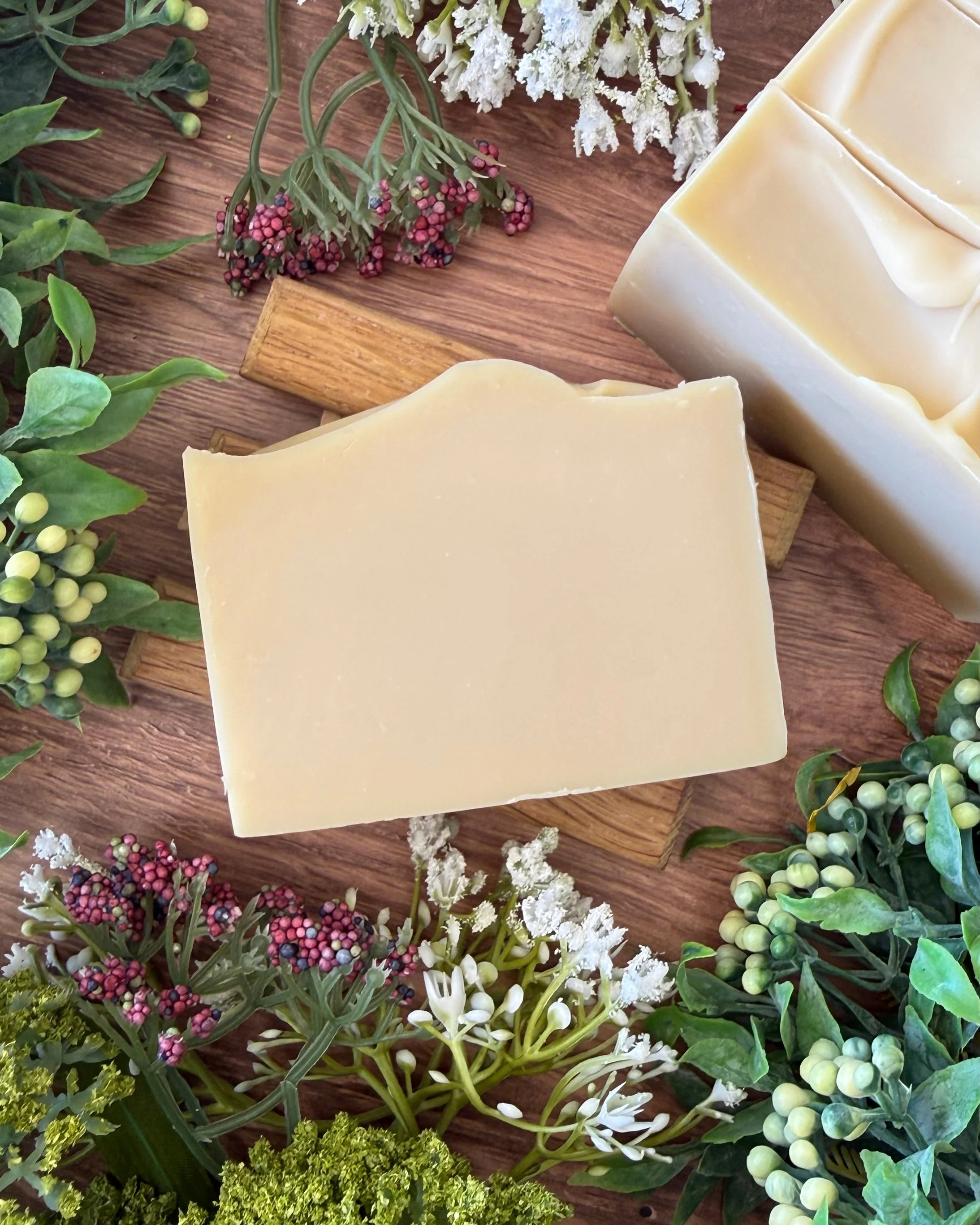 Creamy Coconut Soap Wholesale - Image 2