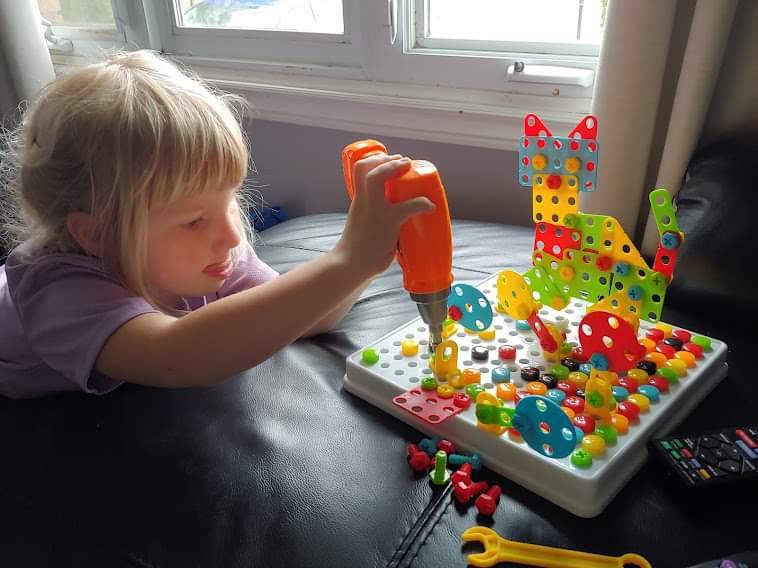 CREATE, DRILL & BUILD STEAM Activity Set - Image 17