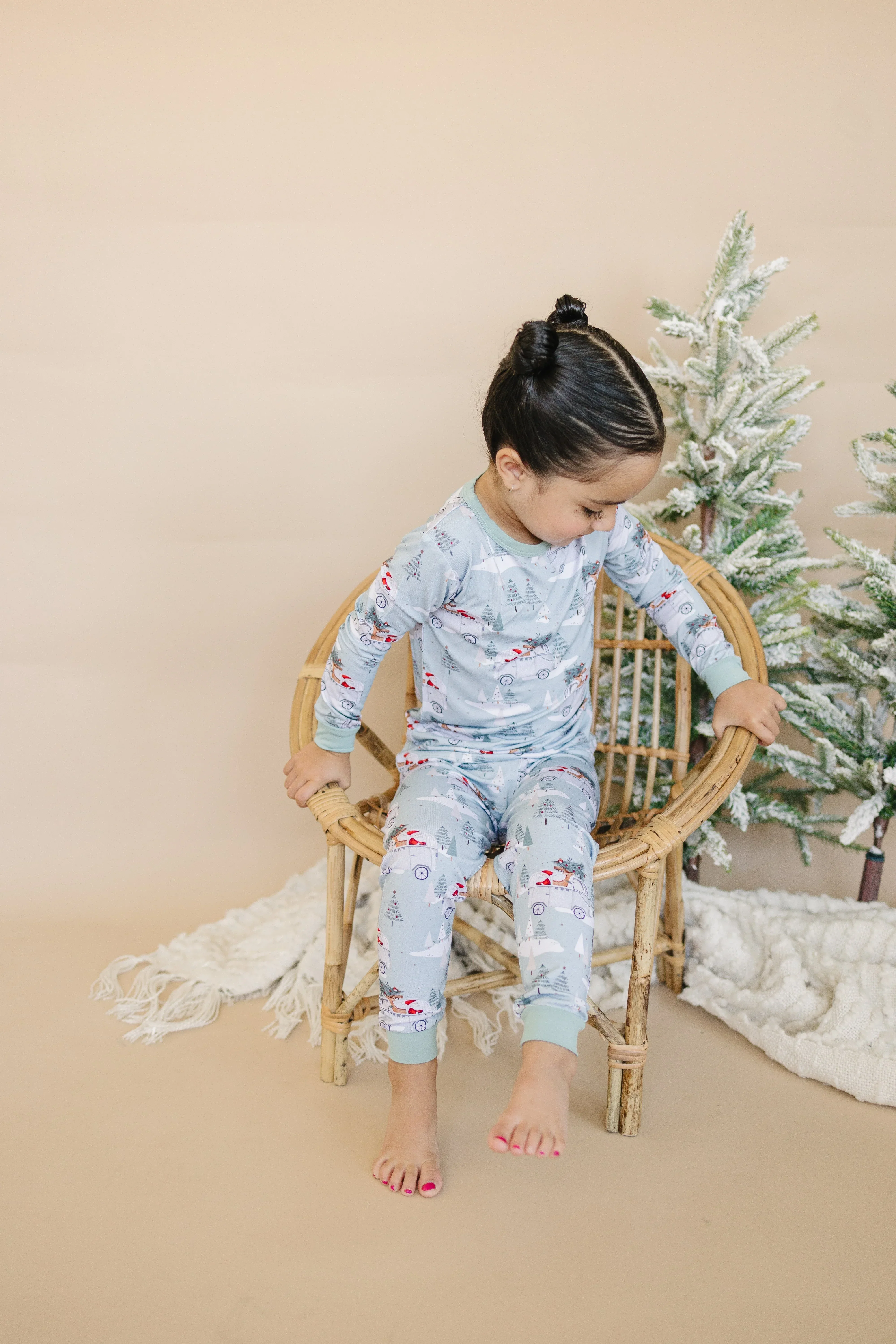 Cruisin' to Christmas 2pc Bamboo Pajamas *12-18m left - Image 8