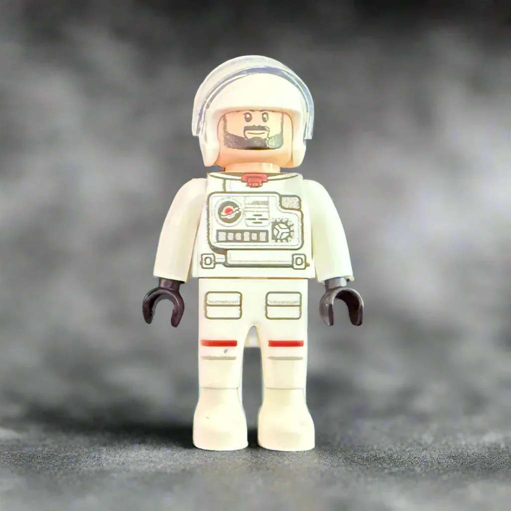 Custom Space Astronaut Minifigures – LEGO-Compatible (6 Variants) - Image 6